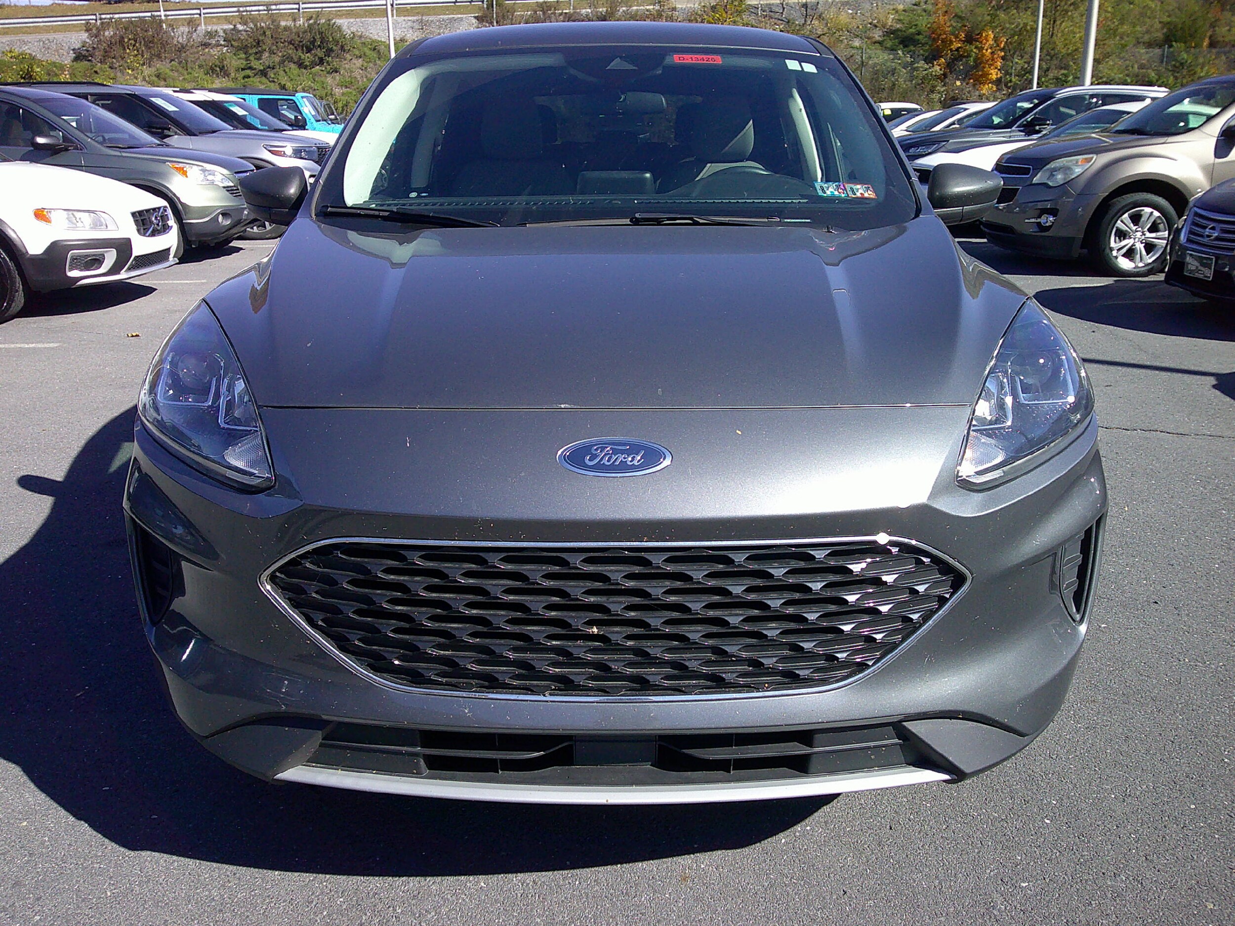 2022 Ford Escape SE photo 2