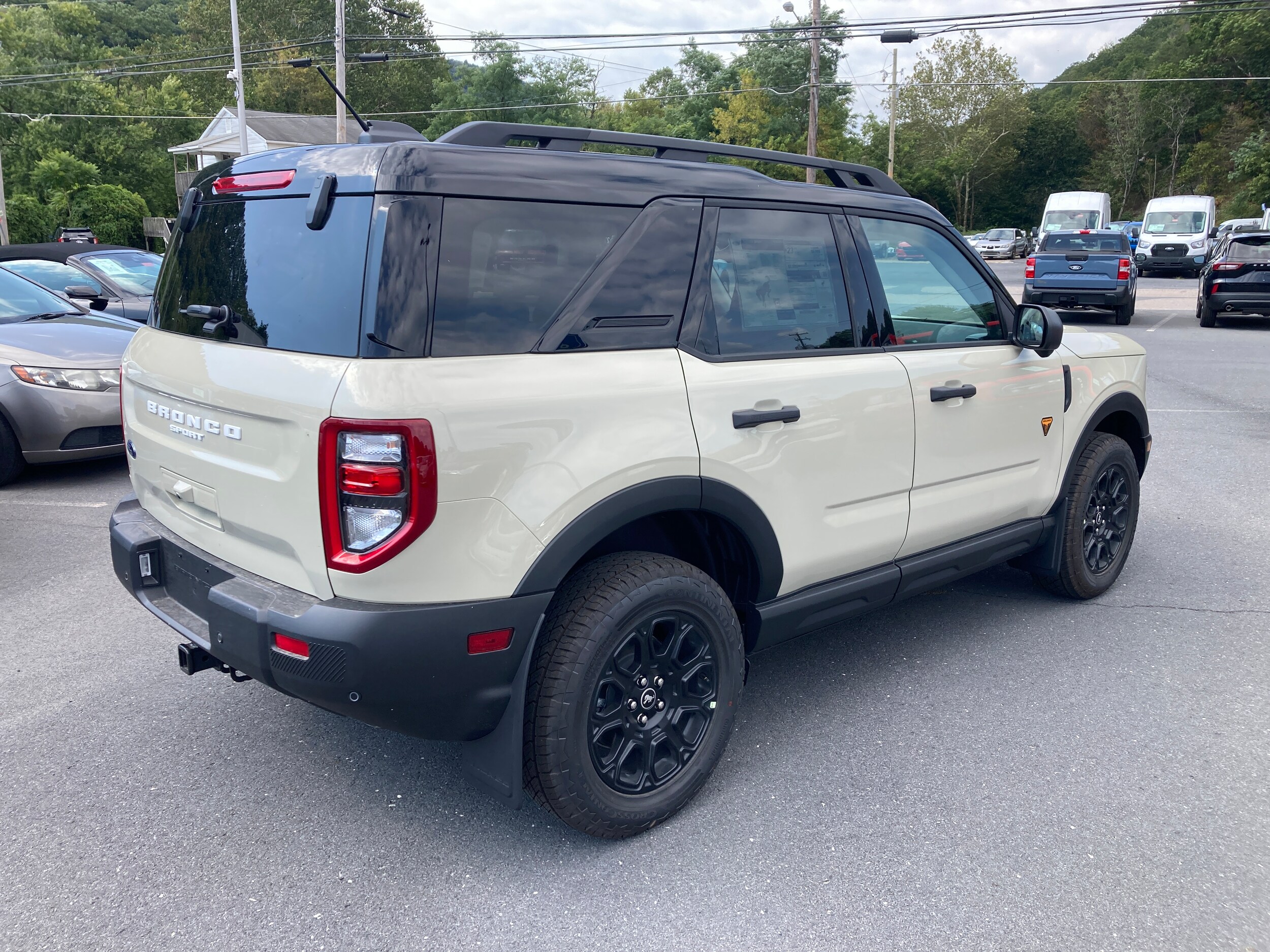 2025 Ford Bronco Sport Badlands photo 4