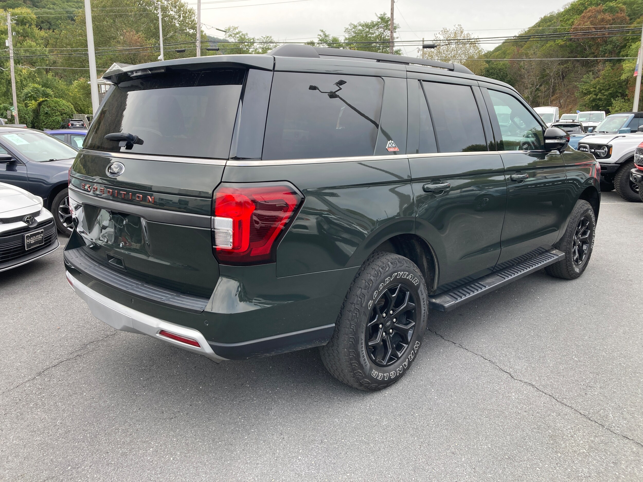 2023 Ford Expedition Timberline photo 4