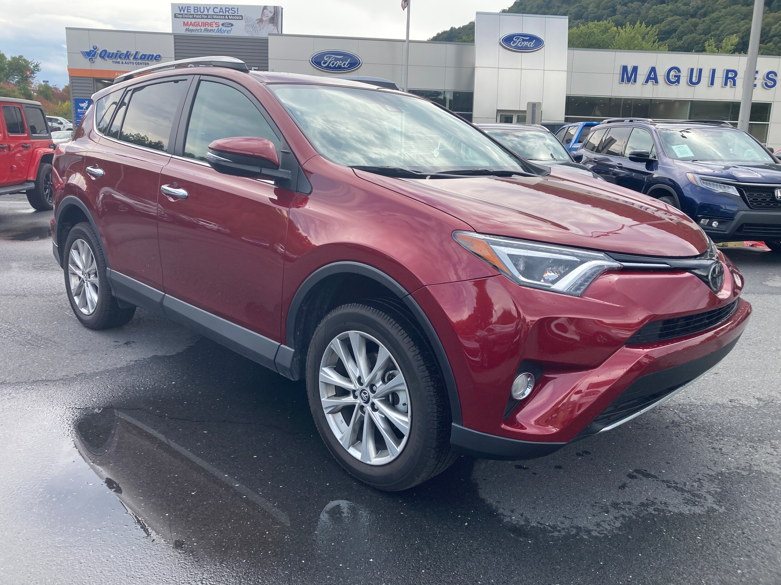 2018 Toyota RAV4 Limited photo 3