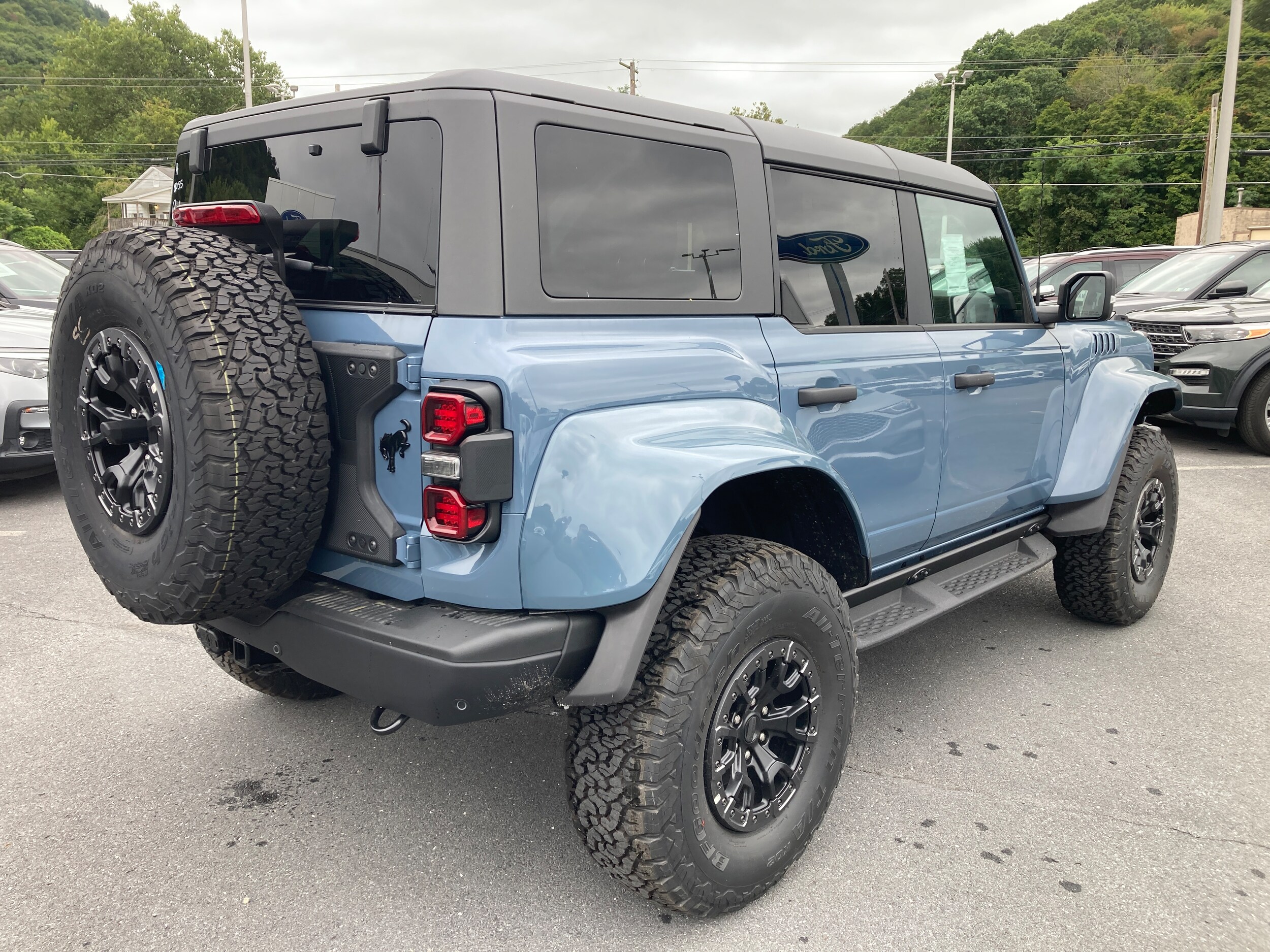 2025 Ford Bronco Raptor photo 4