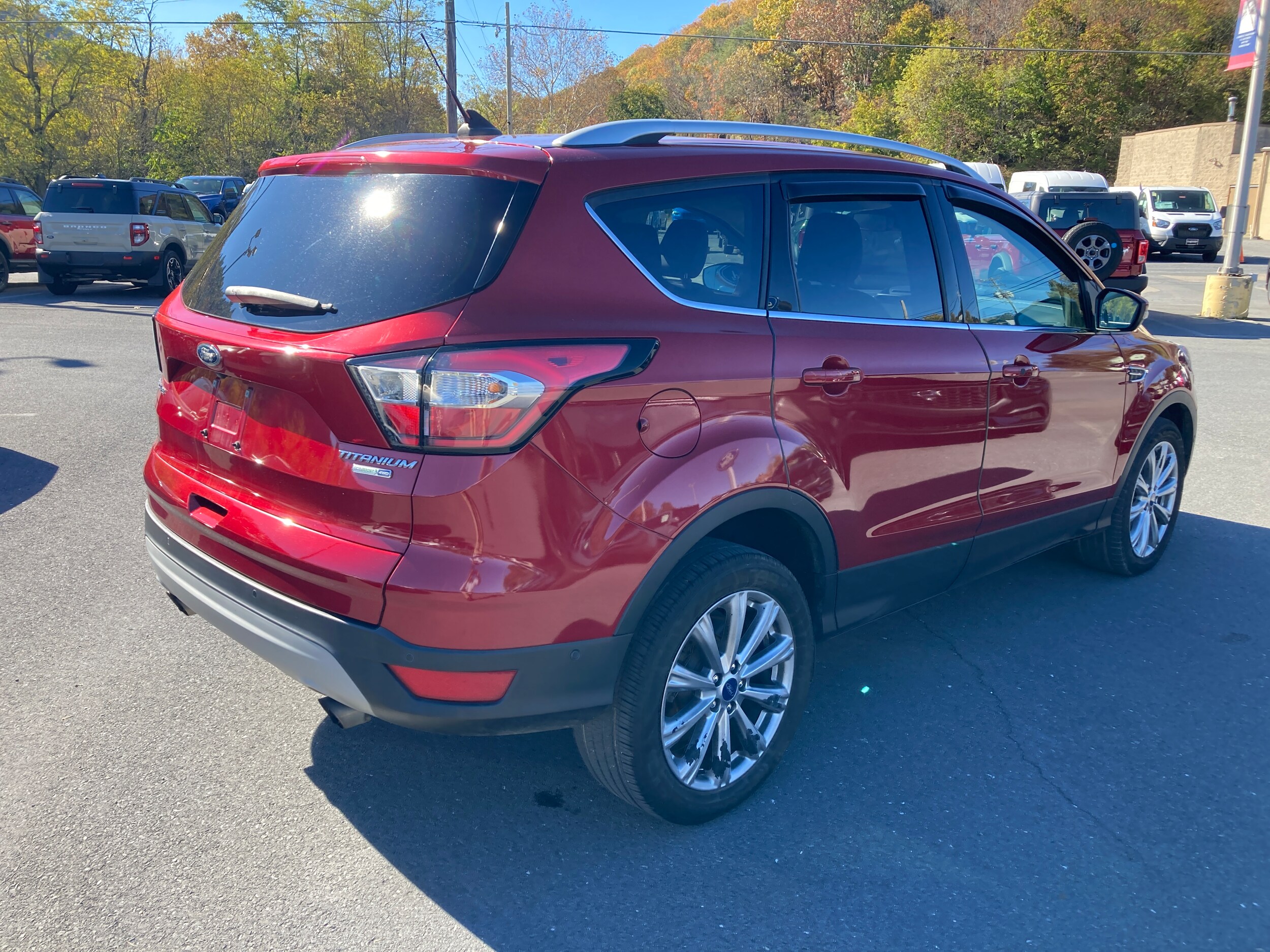 2018 Ford Escape Titanium photo 3