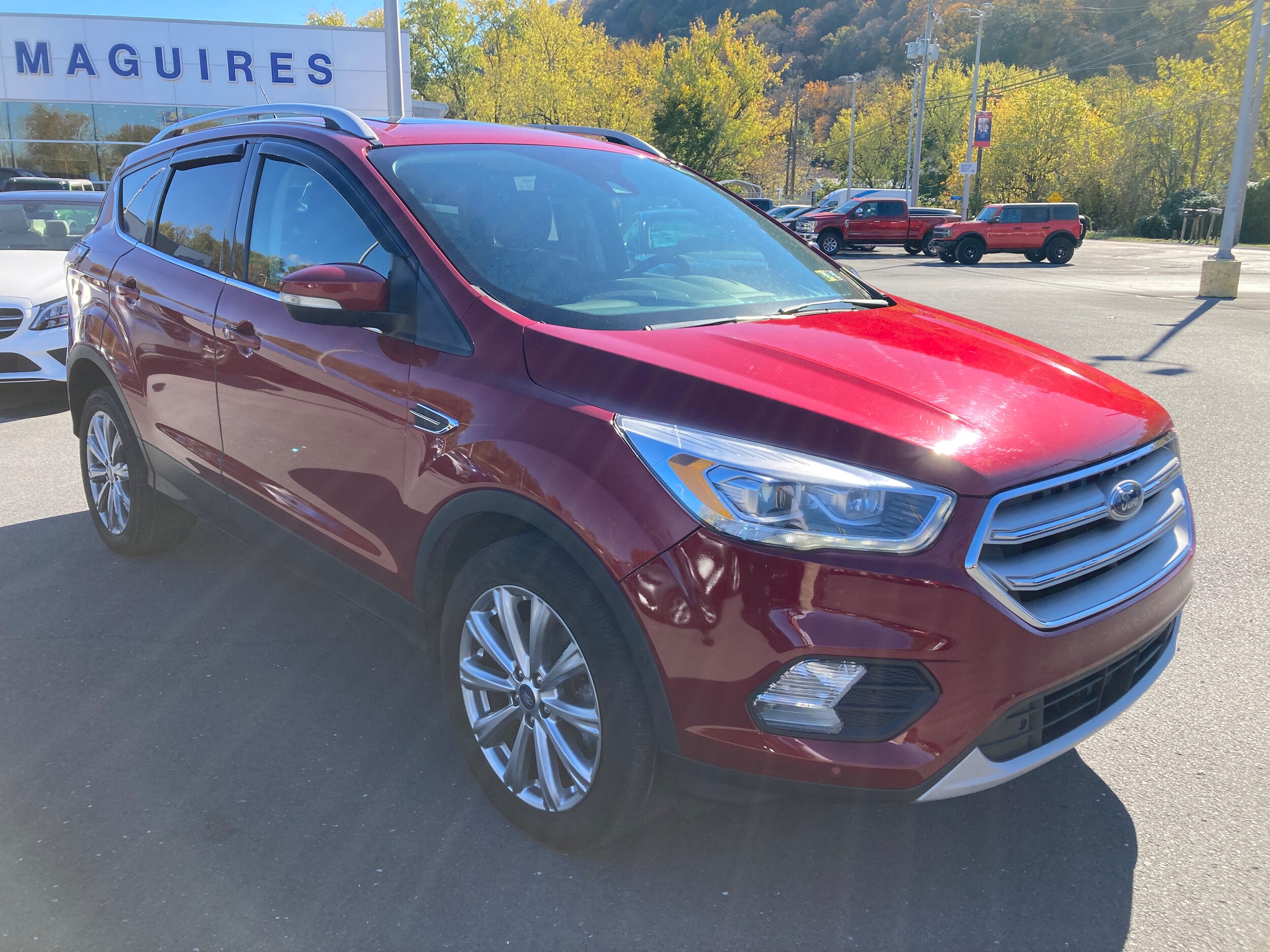 2018 Ford Escape Titanium photo 2