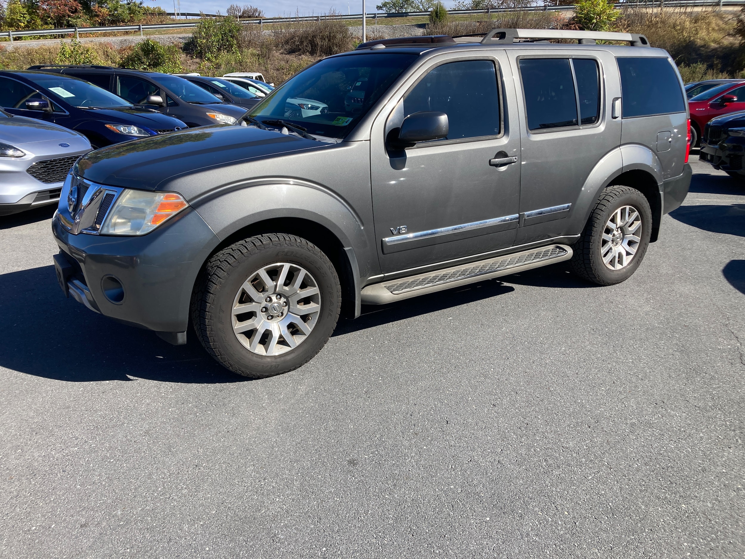 2008 Nissan Pathfinder LE