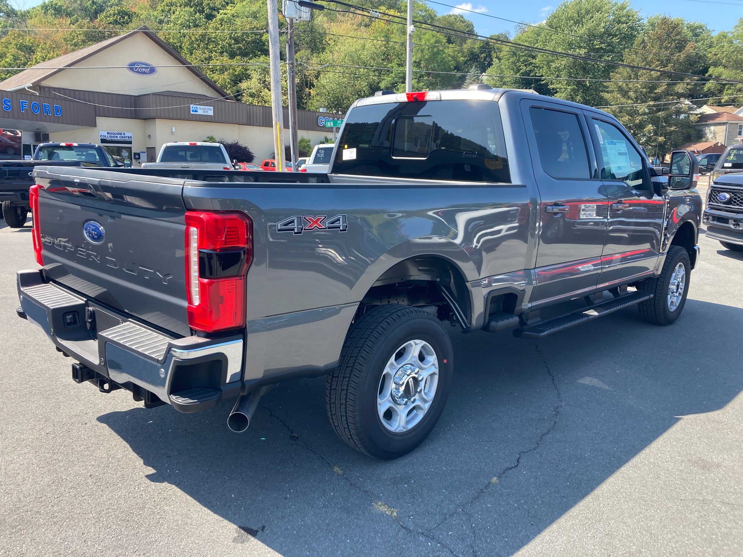 2026 Ford F-250 XLT photo 4