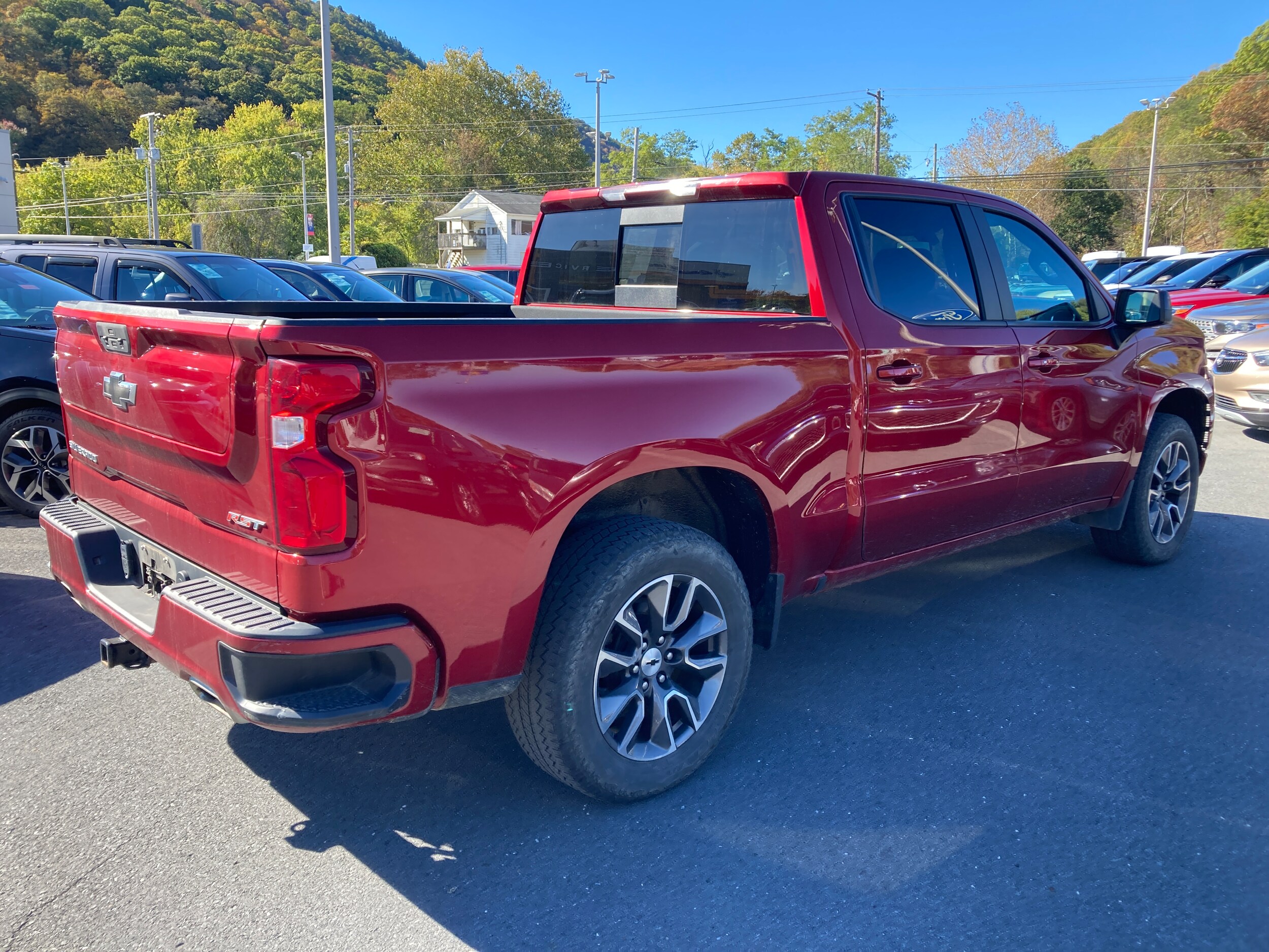 2021 Chevrolet Silverado 1500 RST photo 3