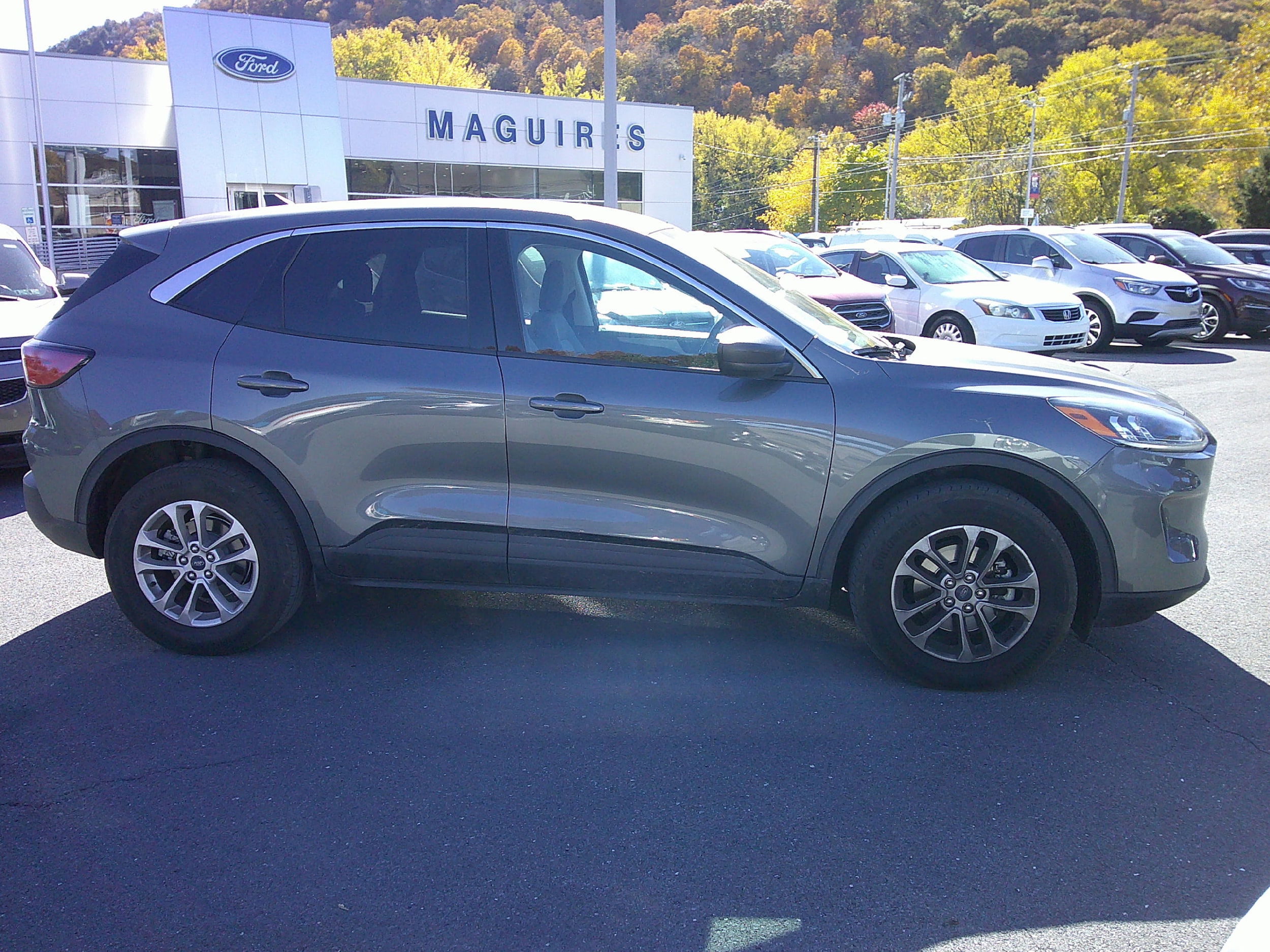Used 2022 Ford Escape SE with VIN 1FMCU9G68NUA01859 for sale in Duncannon, PA