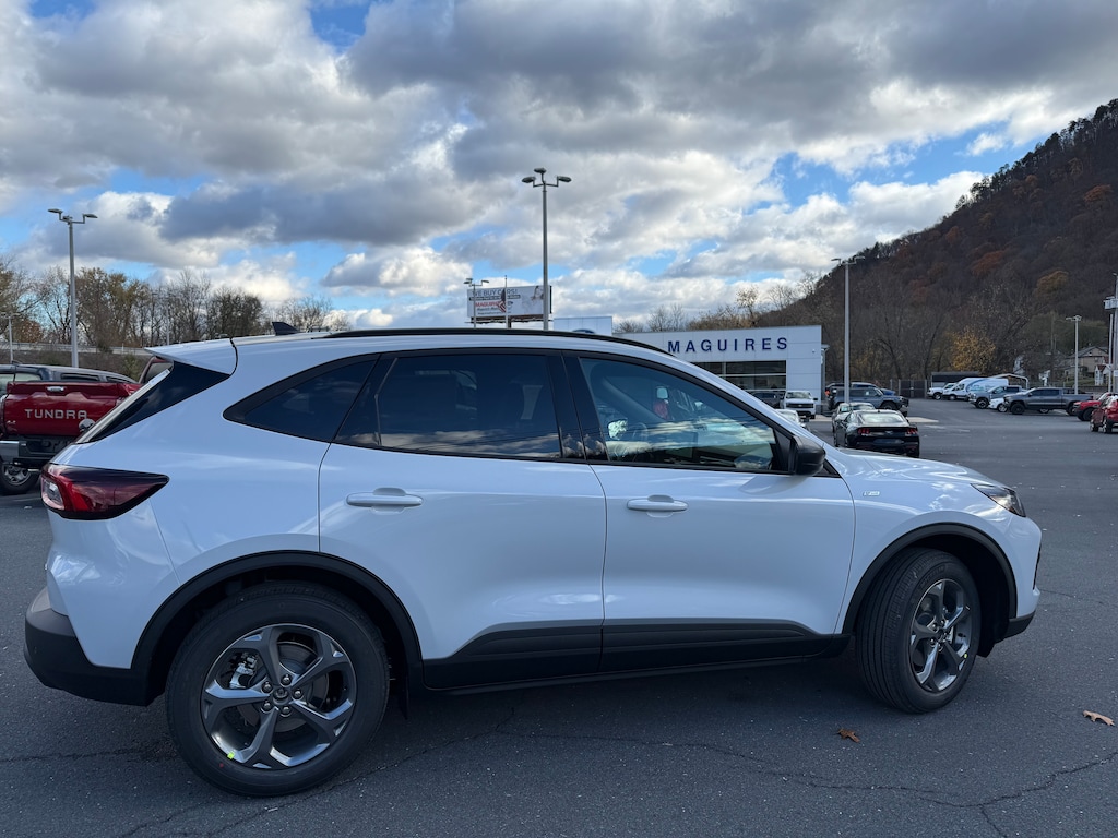 New 2026 Ford Escape ST-Line SUV