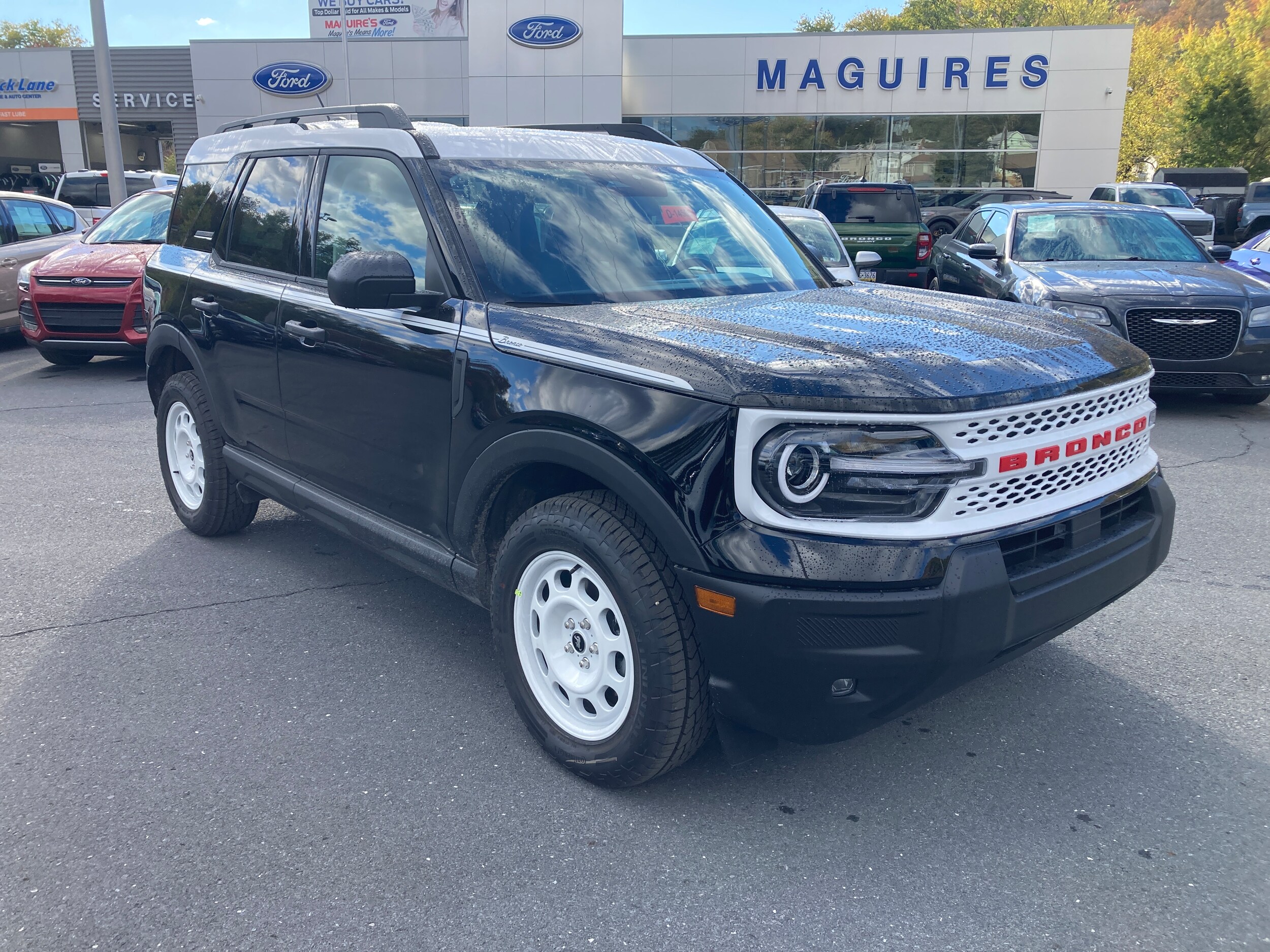 2025 Ford Bronco Sport Heritage photo 3