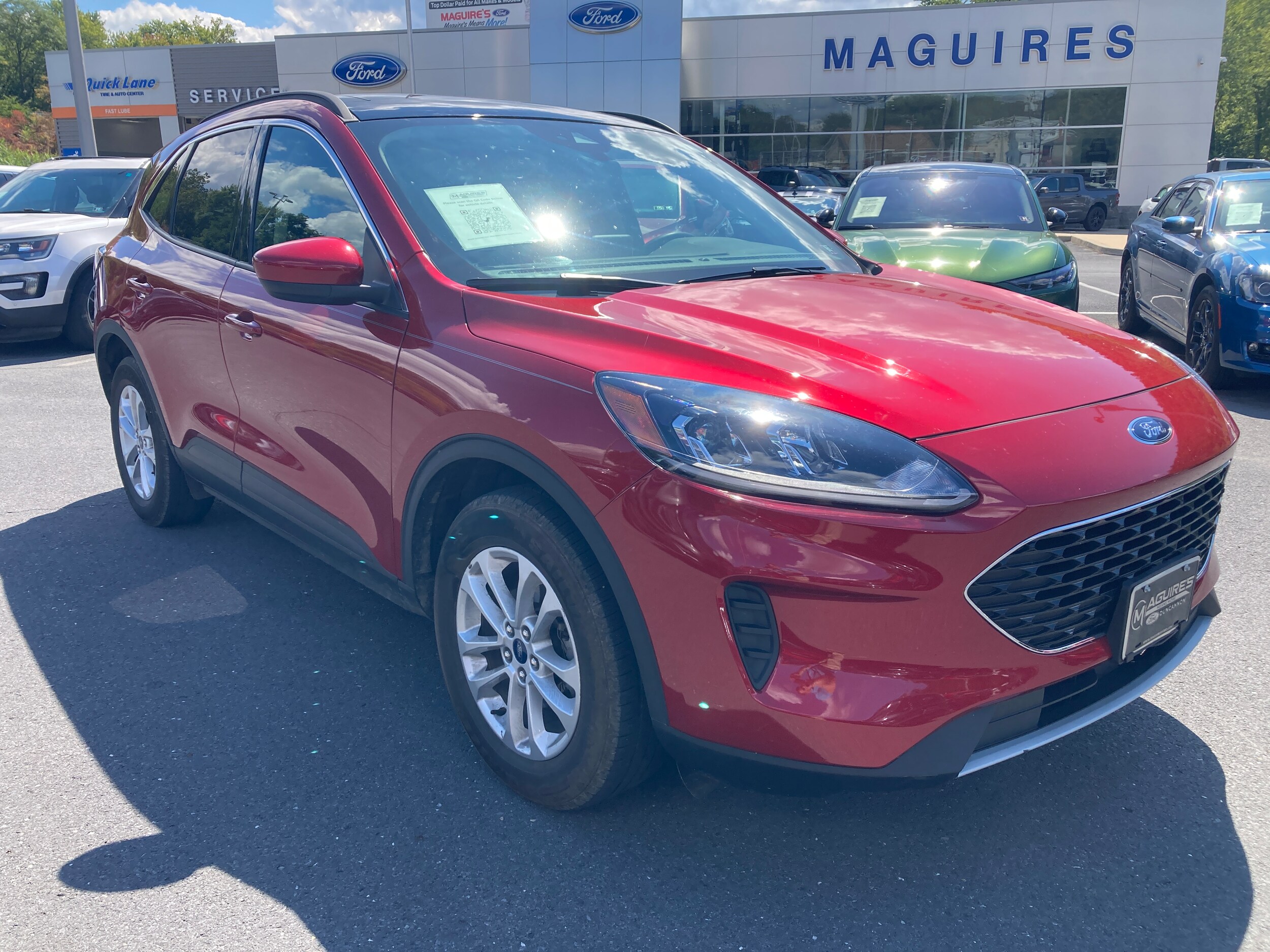 2020 Ford Escape SE photo 2