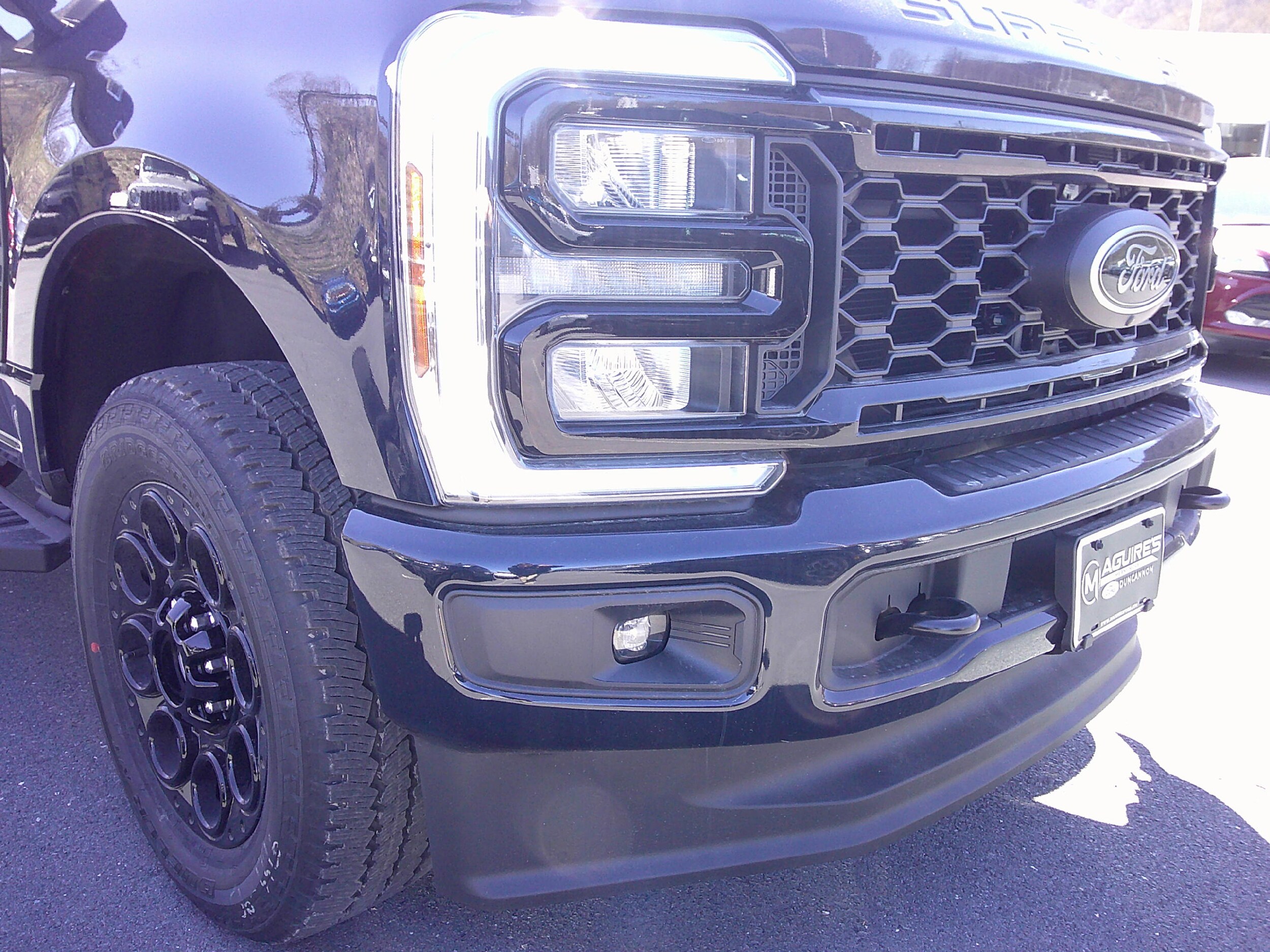 2025 Ford F-250 XLT photo 2