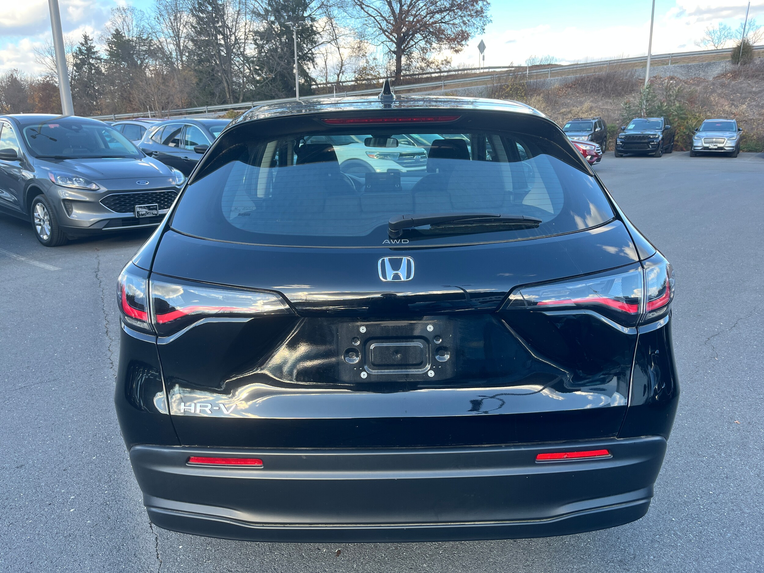 2023 Honda HR-V LX photo 3
