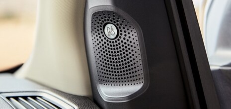 B&O™️ SOUND SYSTEM BY BANG & OLUFSEN™️