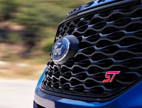 2022 ford explorer st badging
