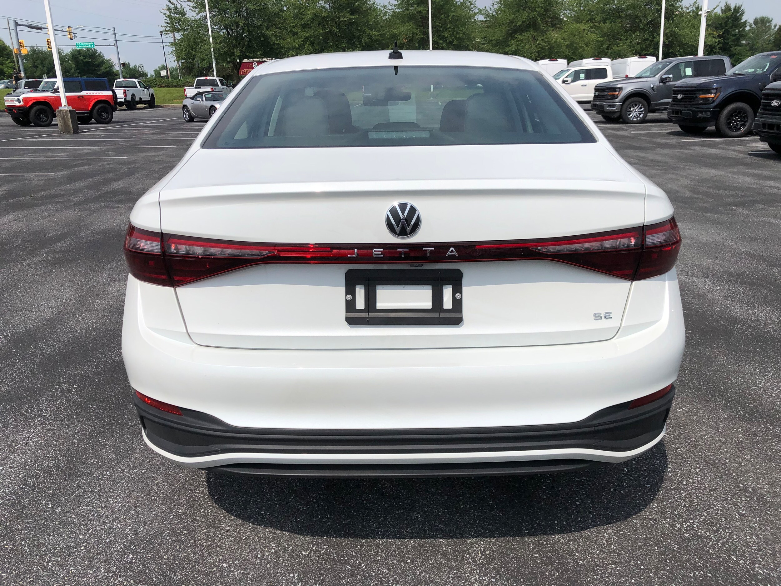 2025 Volkswagen Jetta 1.5T SE photo 4
