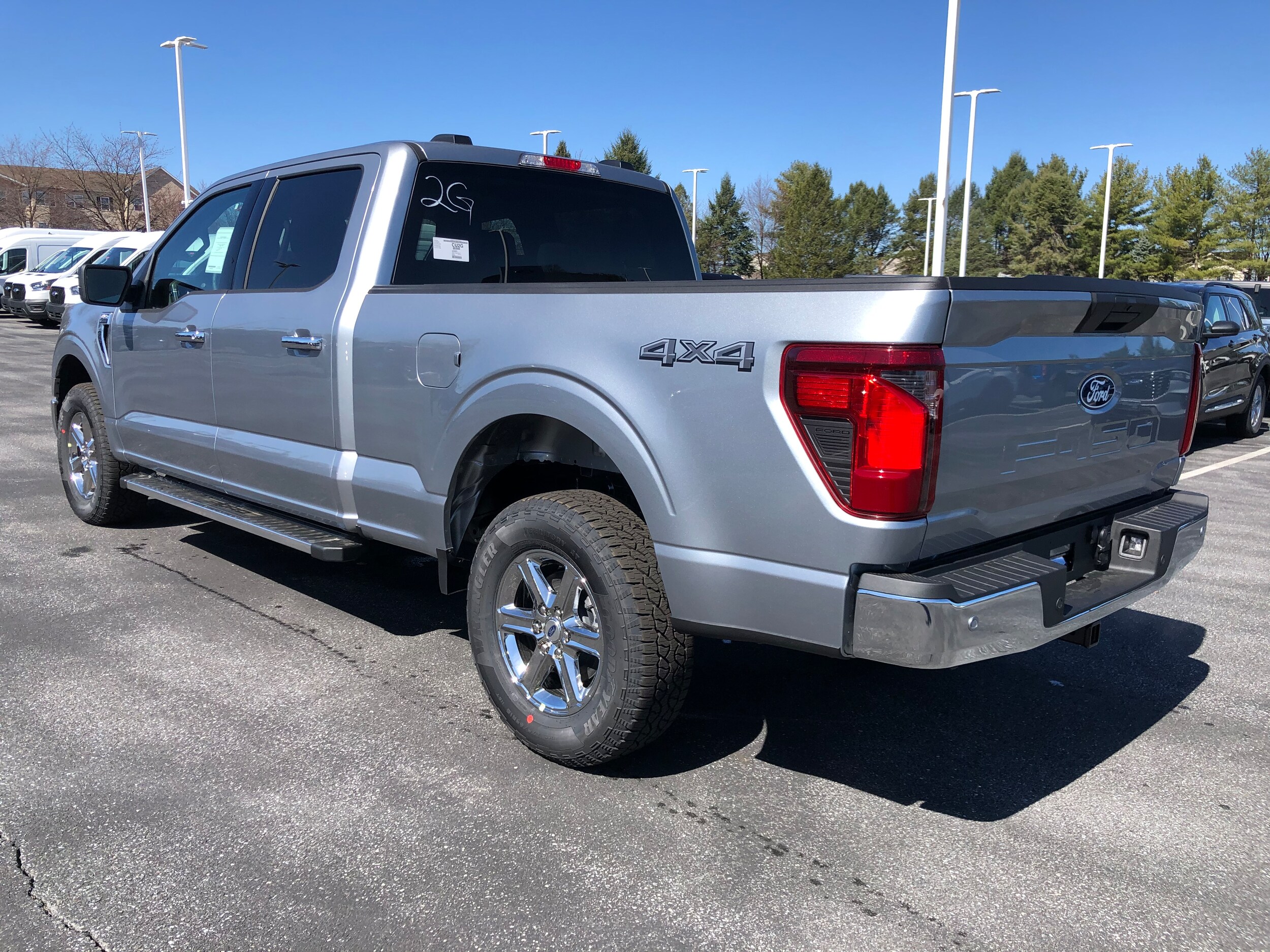 2025 Ford F-150 XLT photo 3