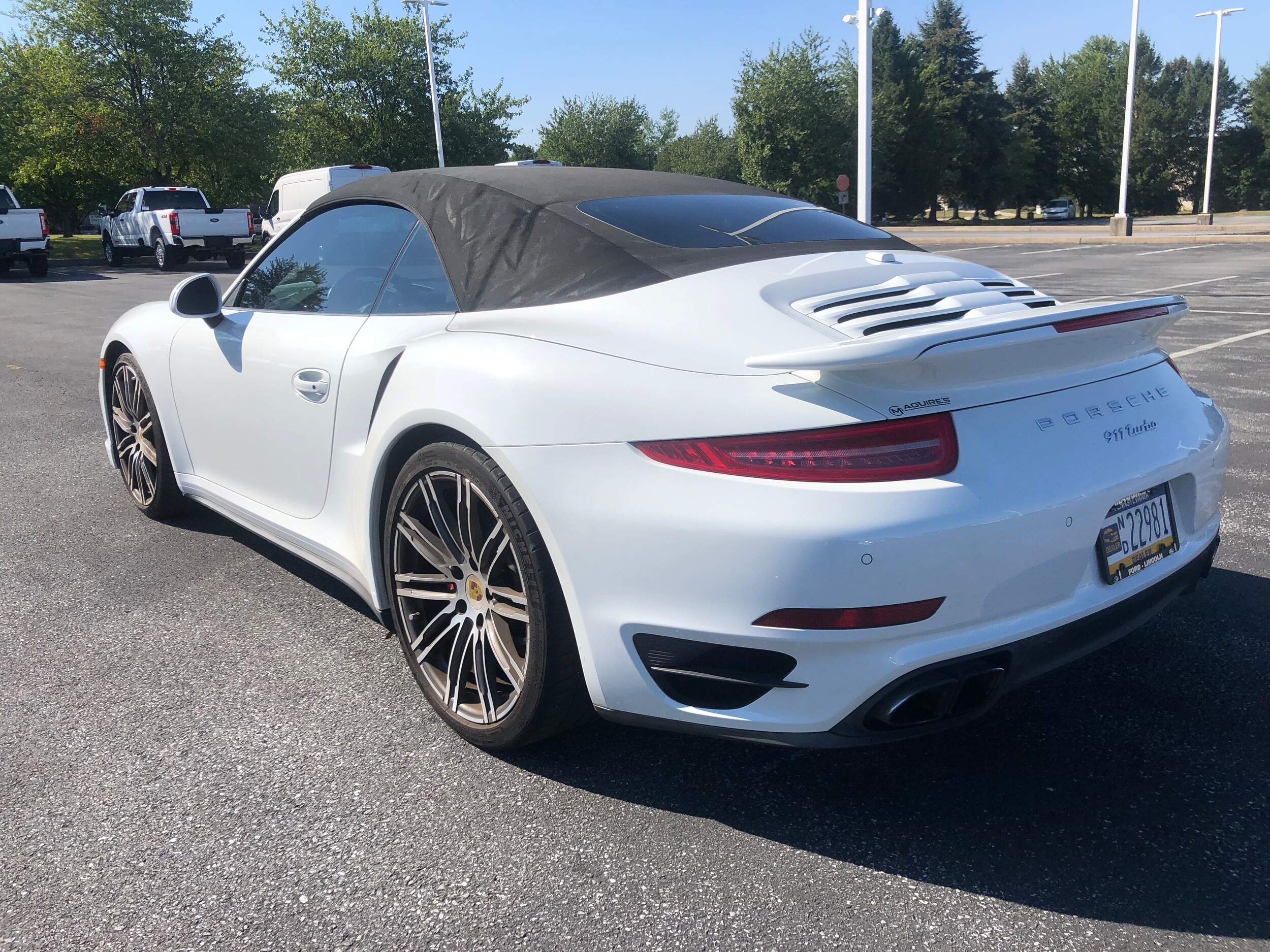 2015 Porsche 911 Turbo photo 3
