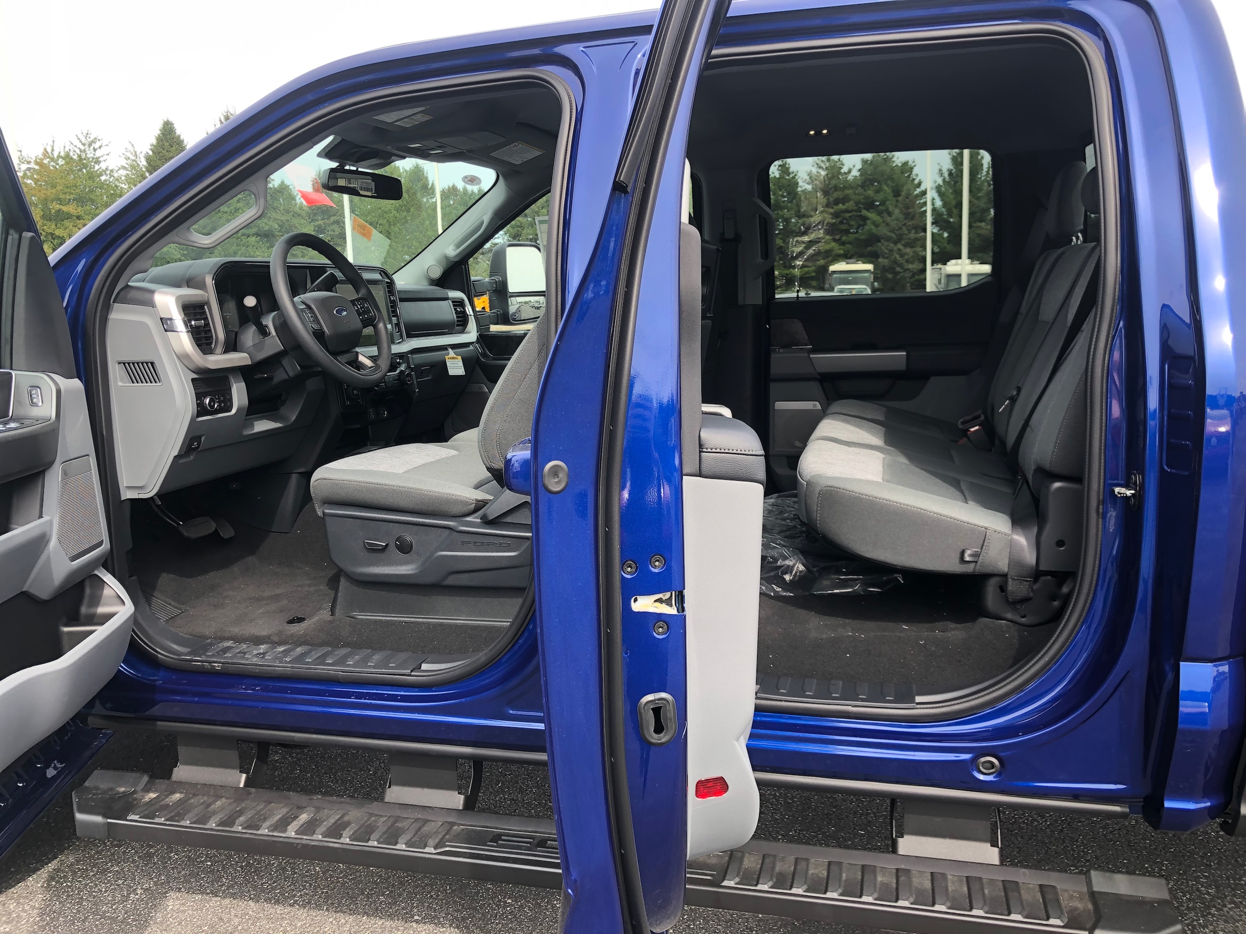 2026 Ford F-250 Super Duty XLT - Photo 10