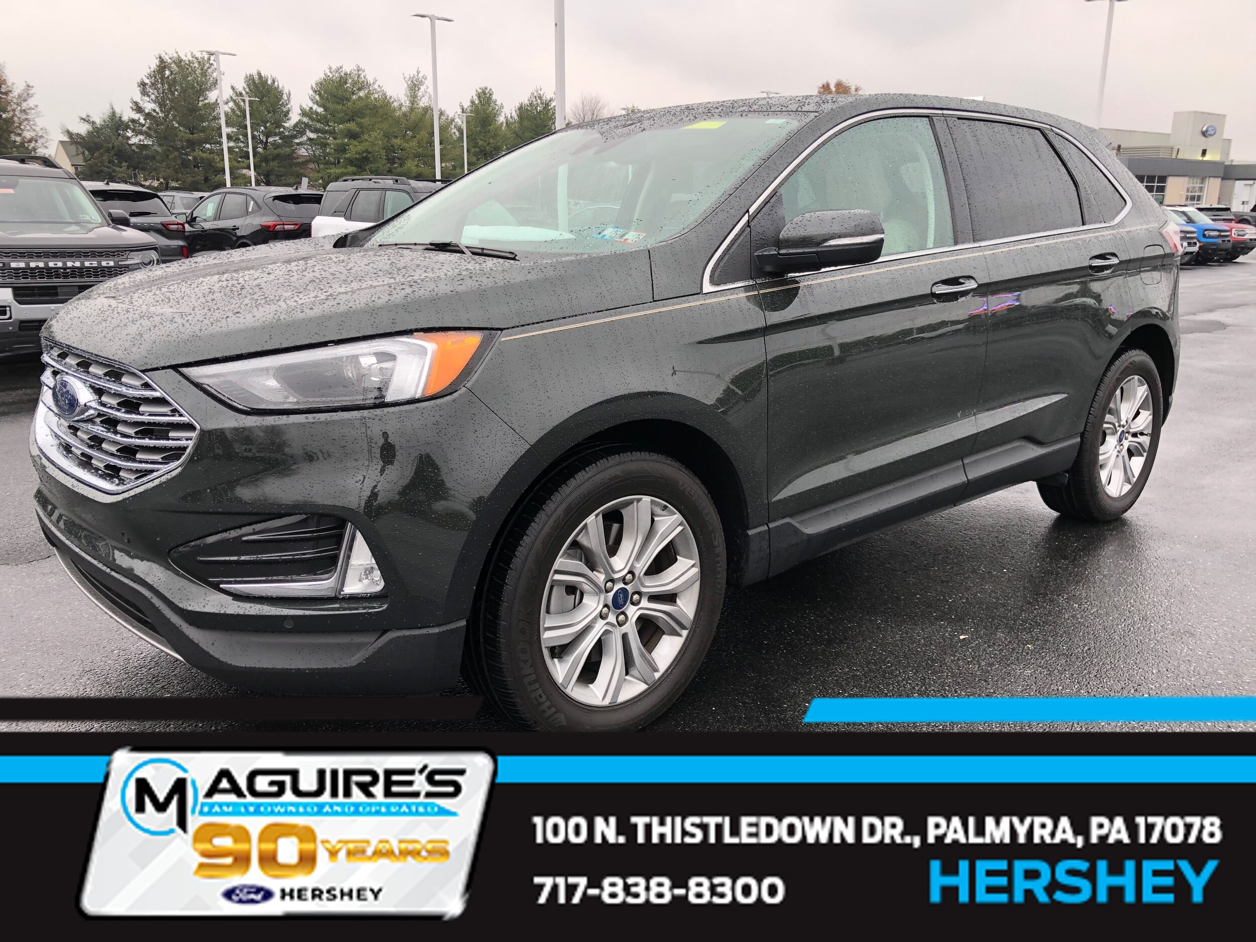 2022 Ford Edge Titanium's photo