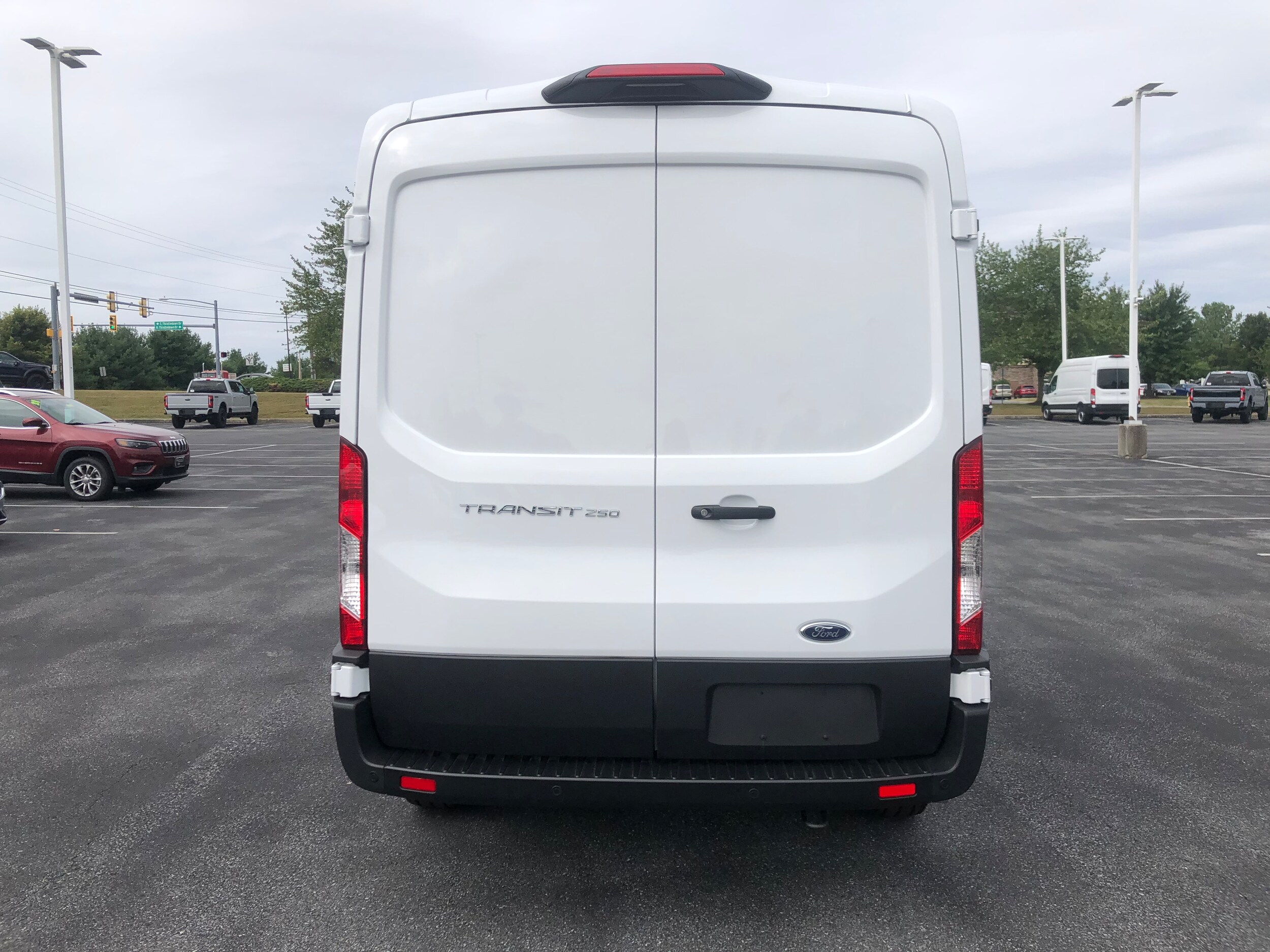 2025 Ford Transit photo 4