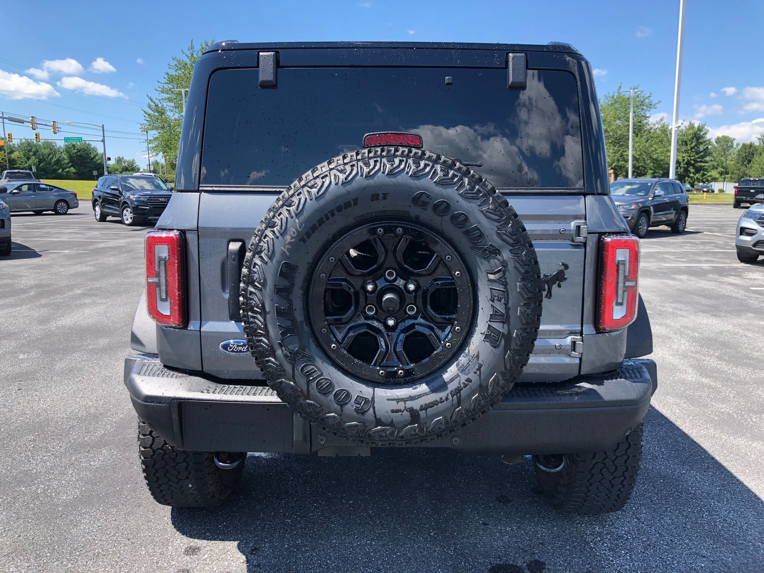 2025 Ford Bronco Badlands photo 4