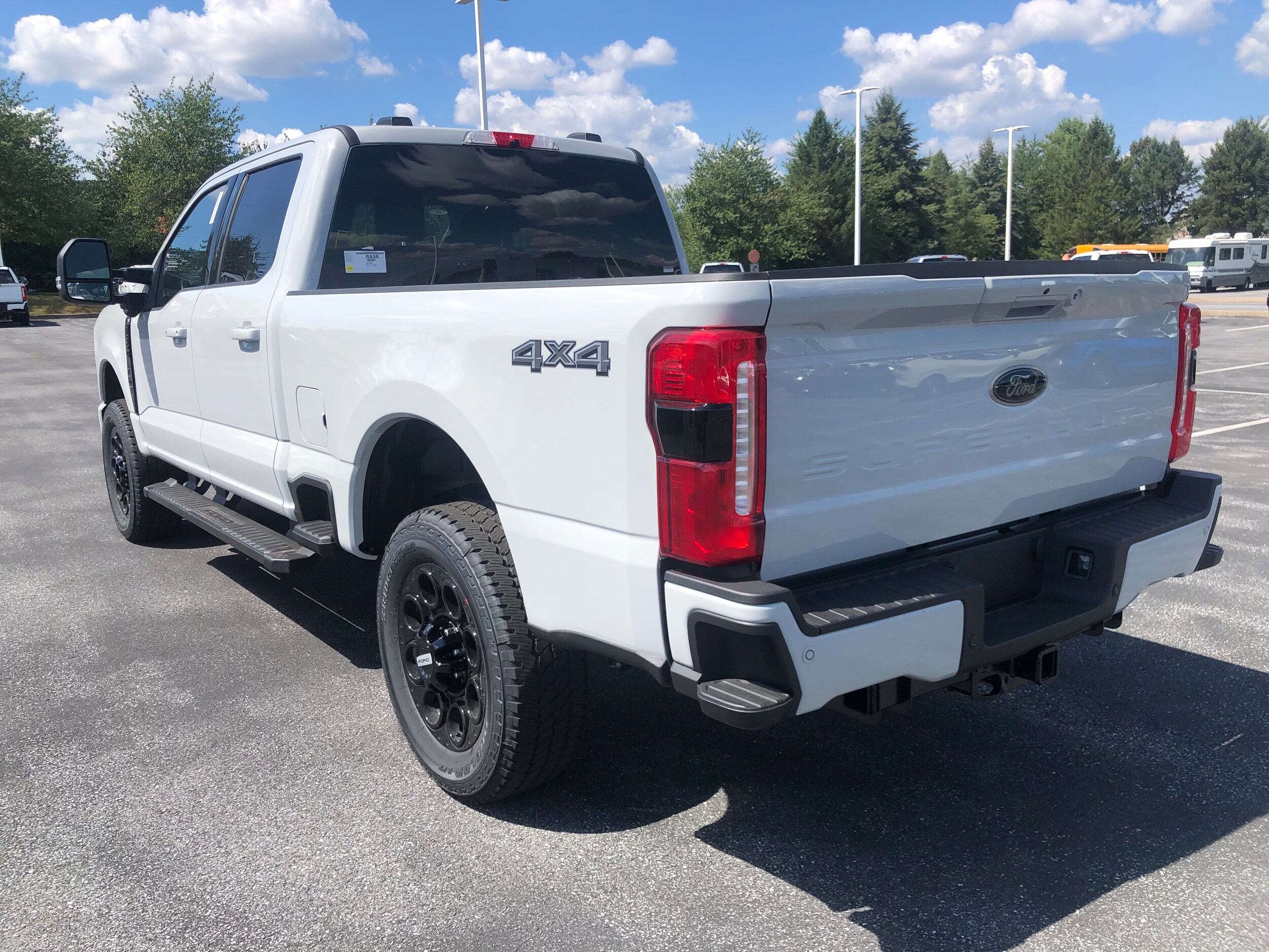 2026 Ford F-350 XLT photo 3