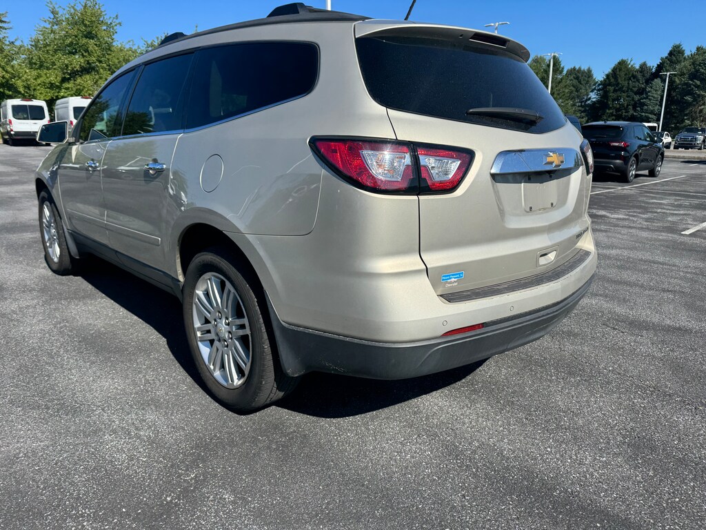 Used 2014 Chevrolet Traverse LT SUV