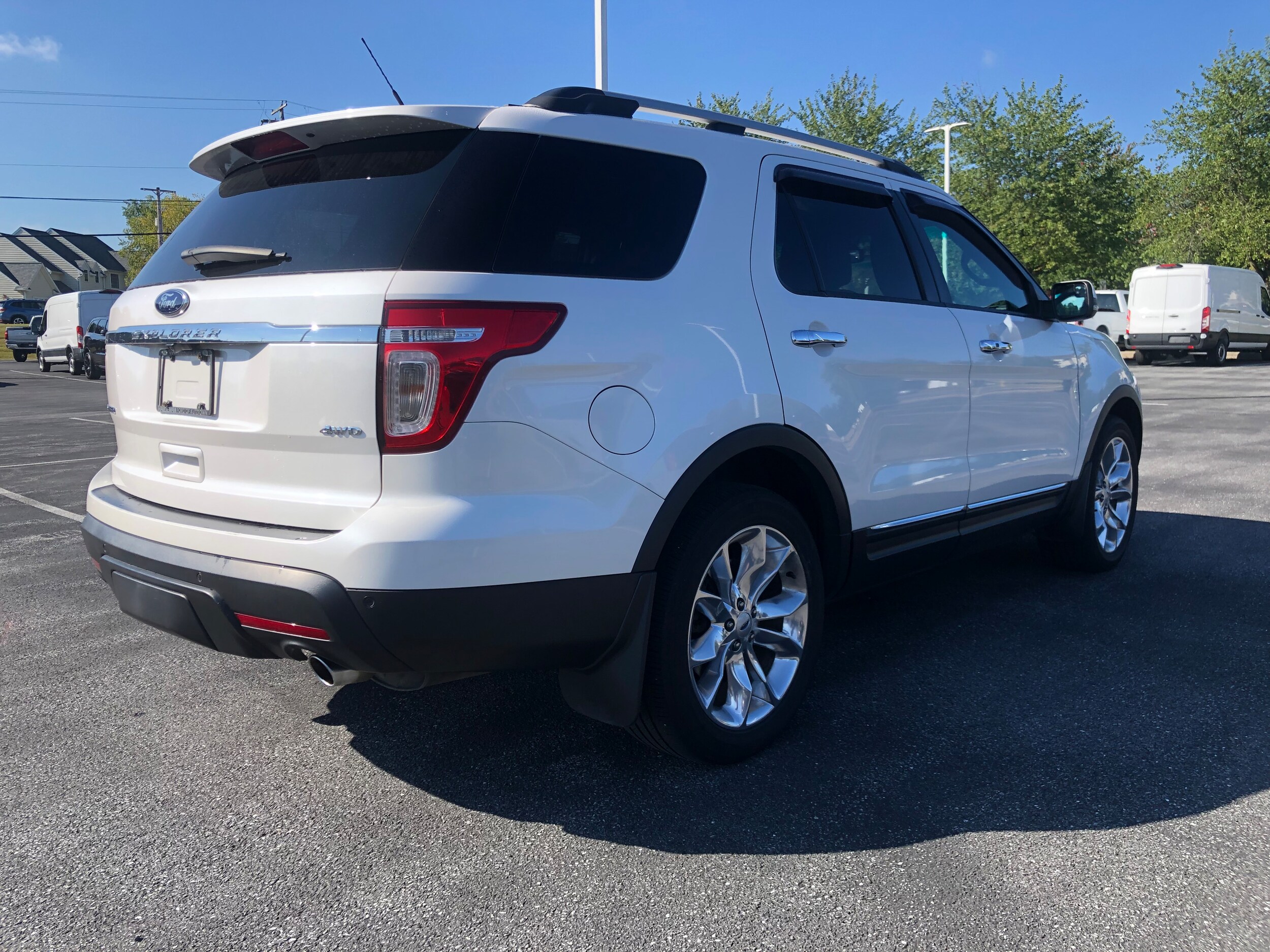 2014 Ford Explorer Limited photo 3