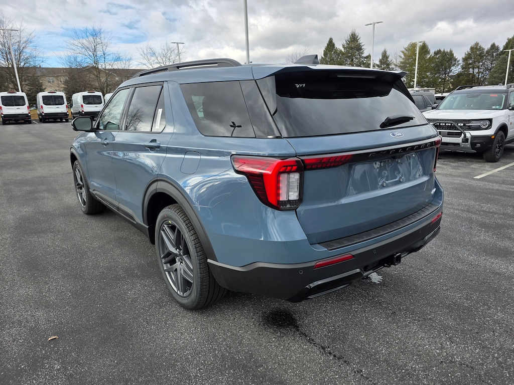 New 2026 Ford Explorer ST-Line SUV