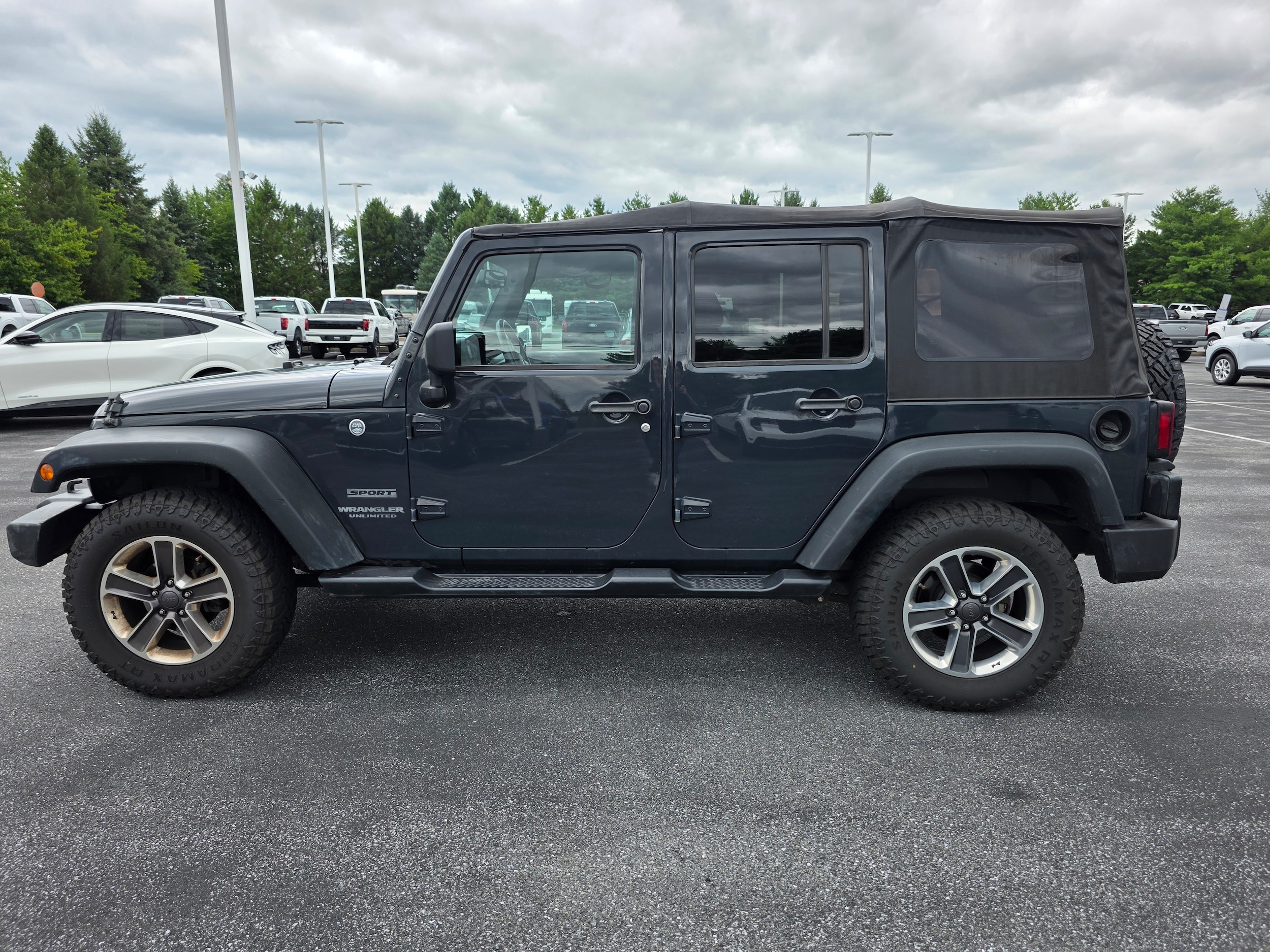 Used 2017 Jeep Wrangler Unlimited Sport S with VIN 1C4BJWDG5HL510922 for sale in Palmyra, PA