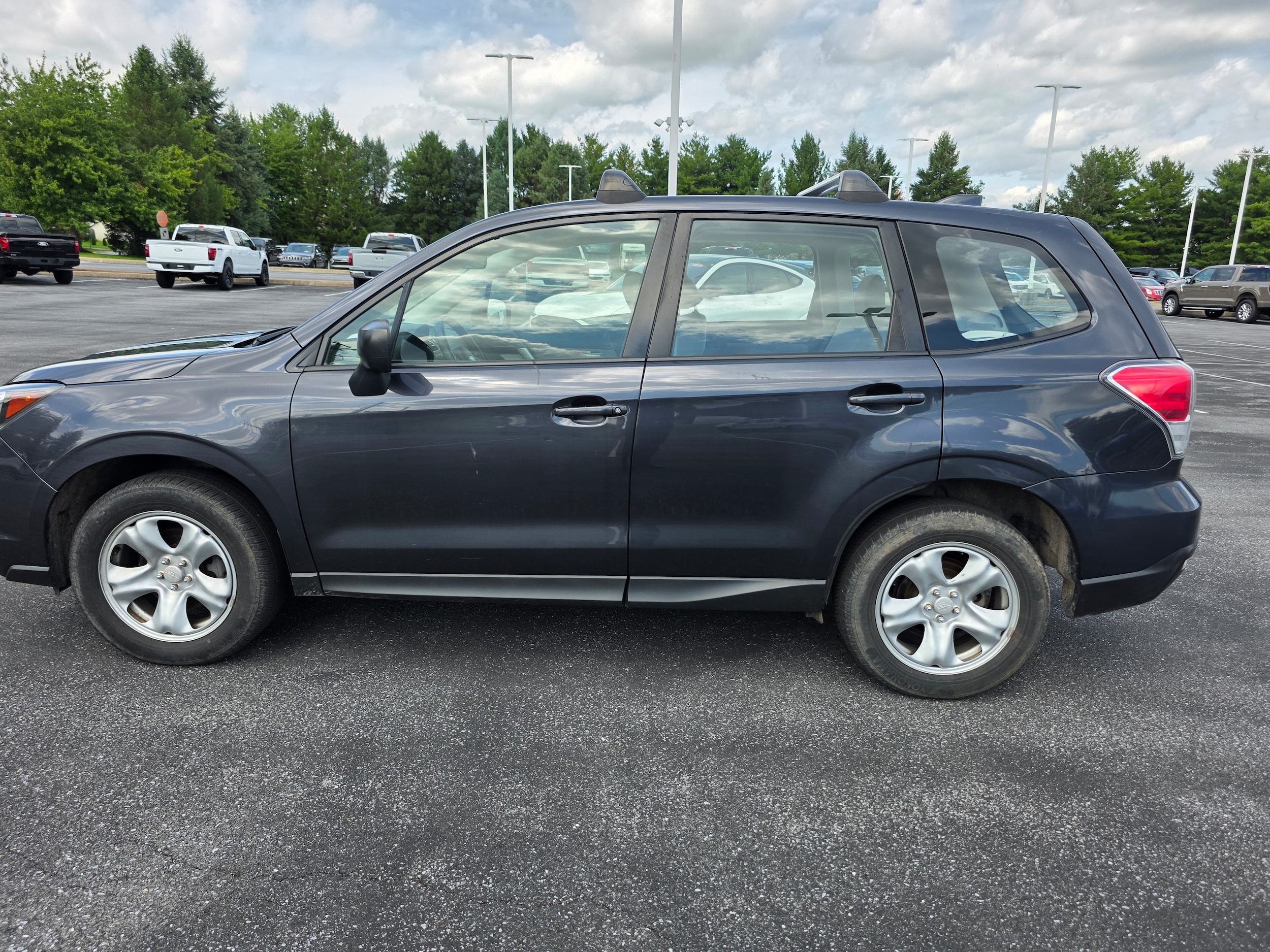 Used 2018 Subaru Forester Base with VIN JF2SJAAC2JG594086 for sale in Palmyra, PA