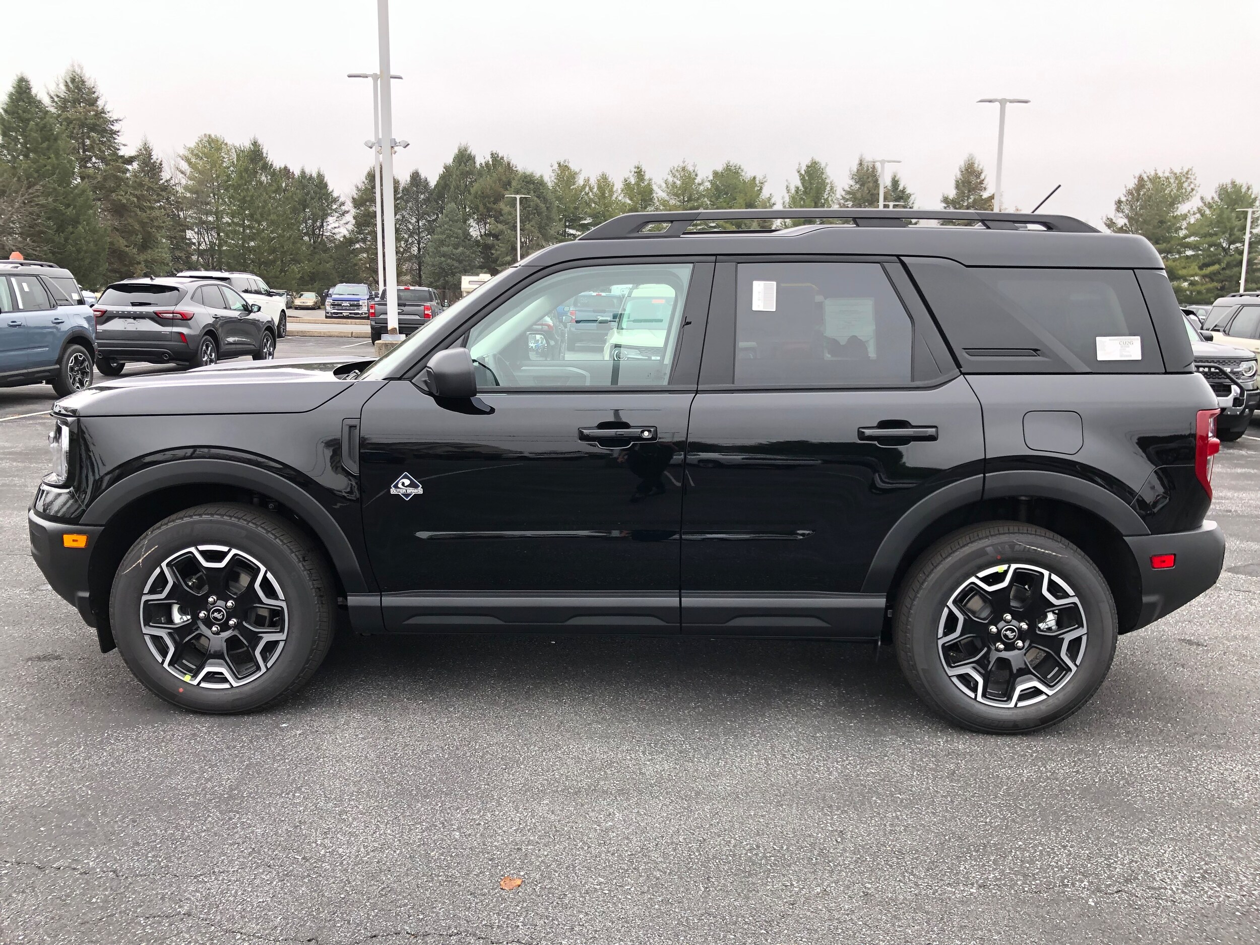 2025 Ford Bronco Sport Outer Banks photo 2