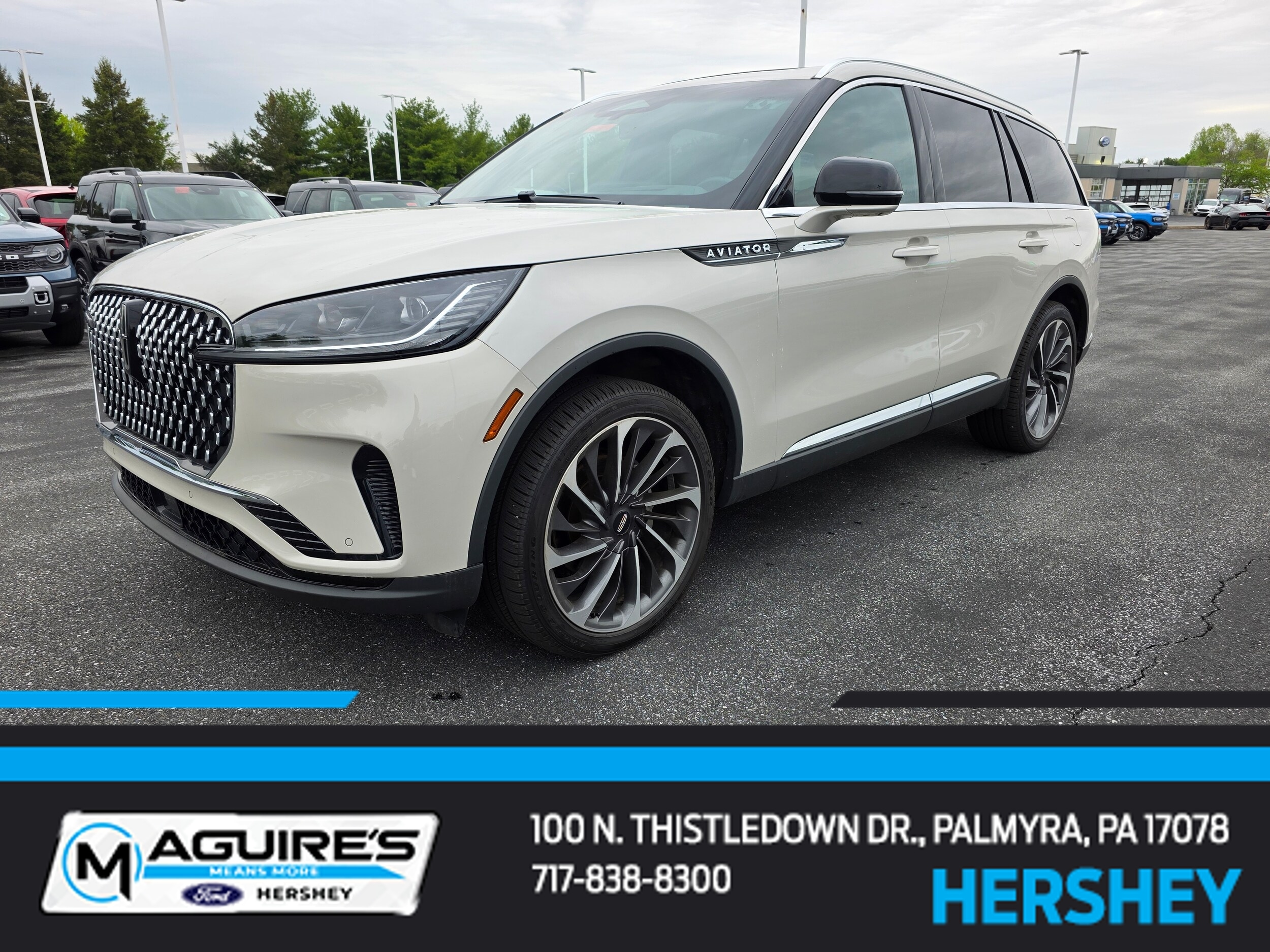 2025 Lincoln Aviator Reserve AWD's photo