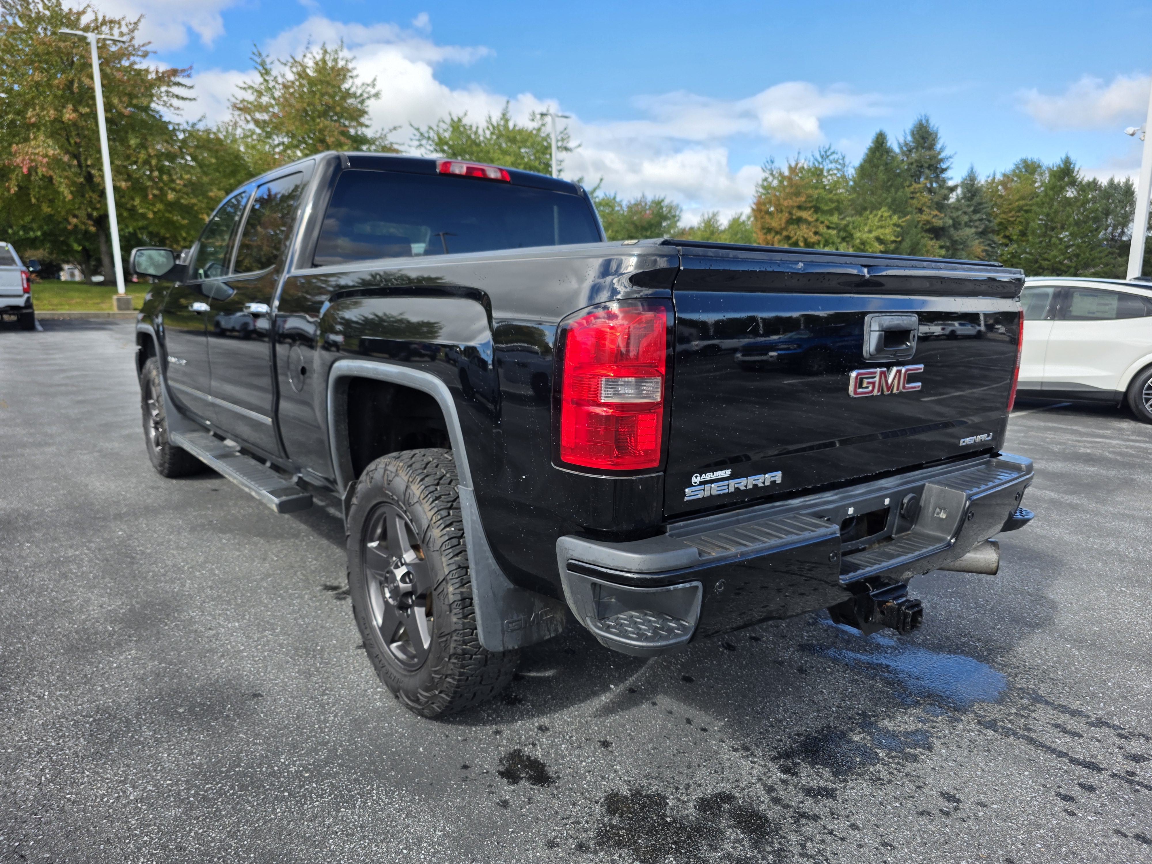 Used 2015 GMC Sierra 2500HD Denali Truck