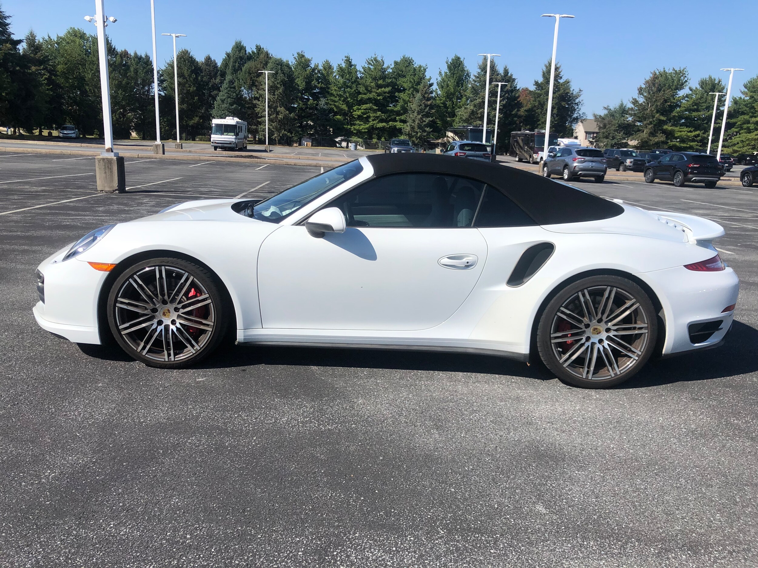 2015 Porsche 911 Turbo photo 2