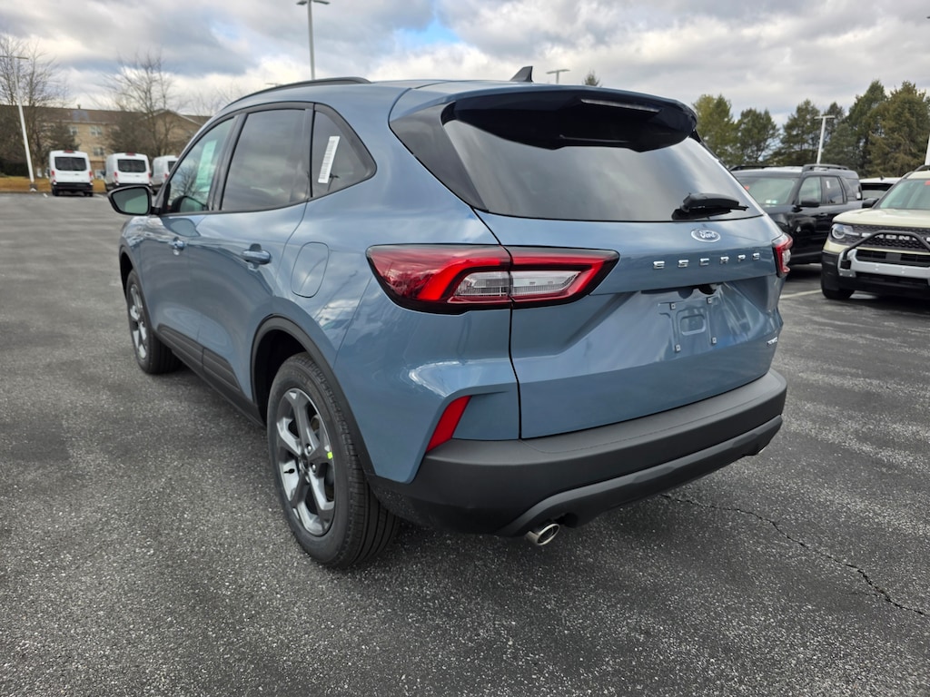 New 2026 Ford Escape ST-Line SUV