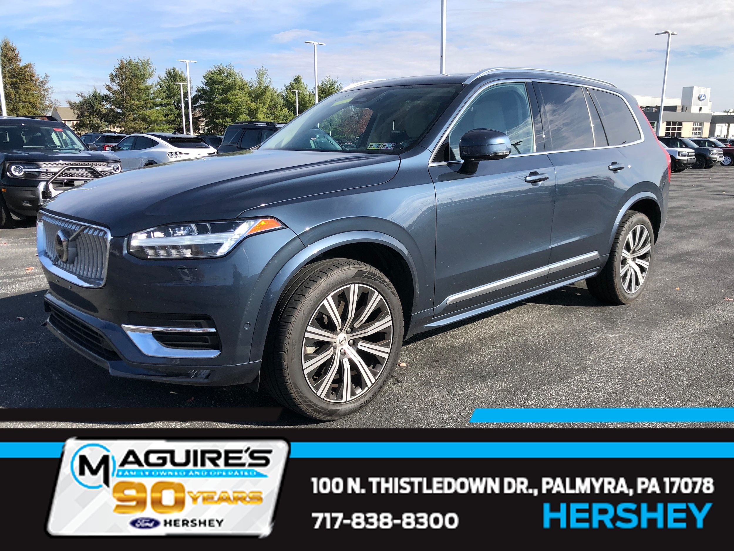 2023 Volvo XC90 Plus's photo