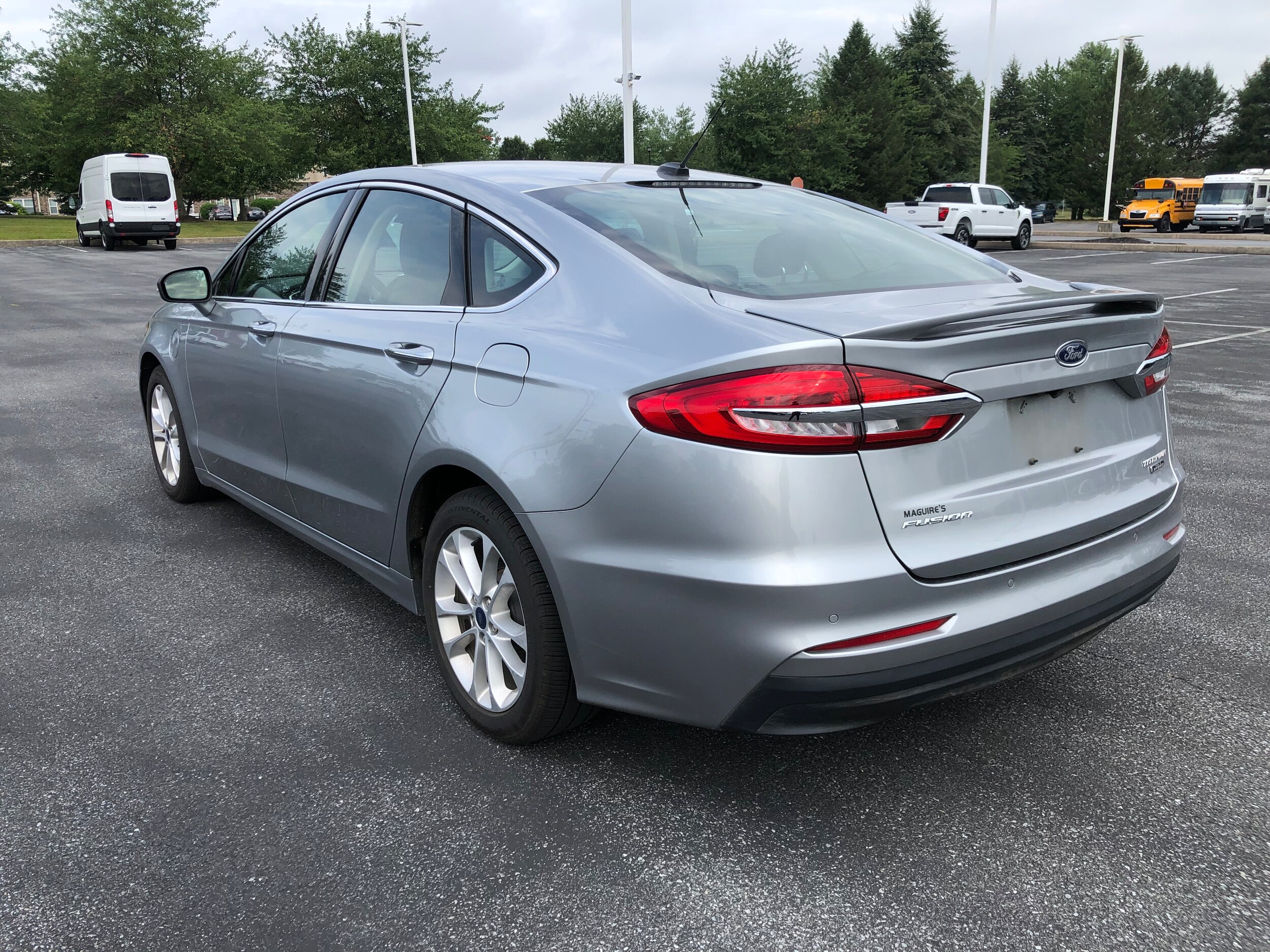 2020 Ford Fusion Energi Titanium photo 3