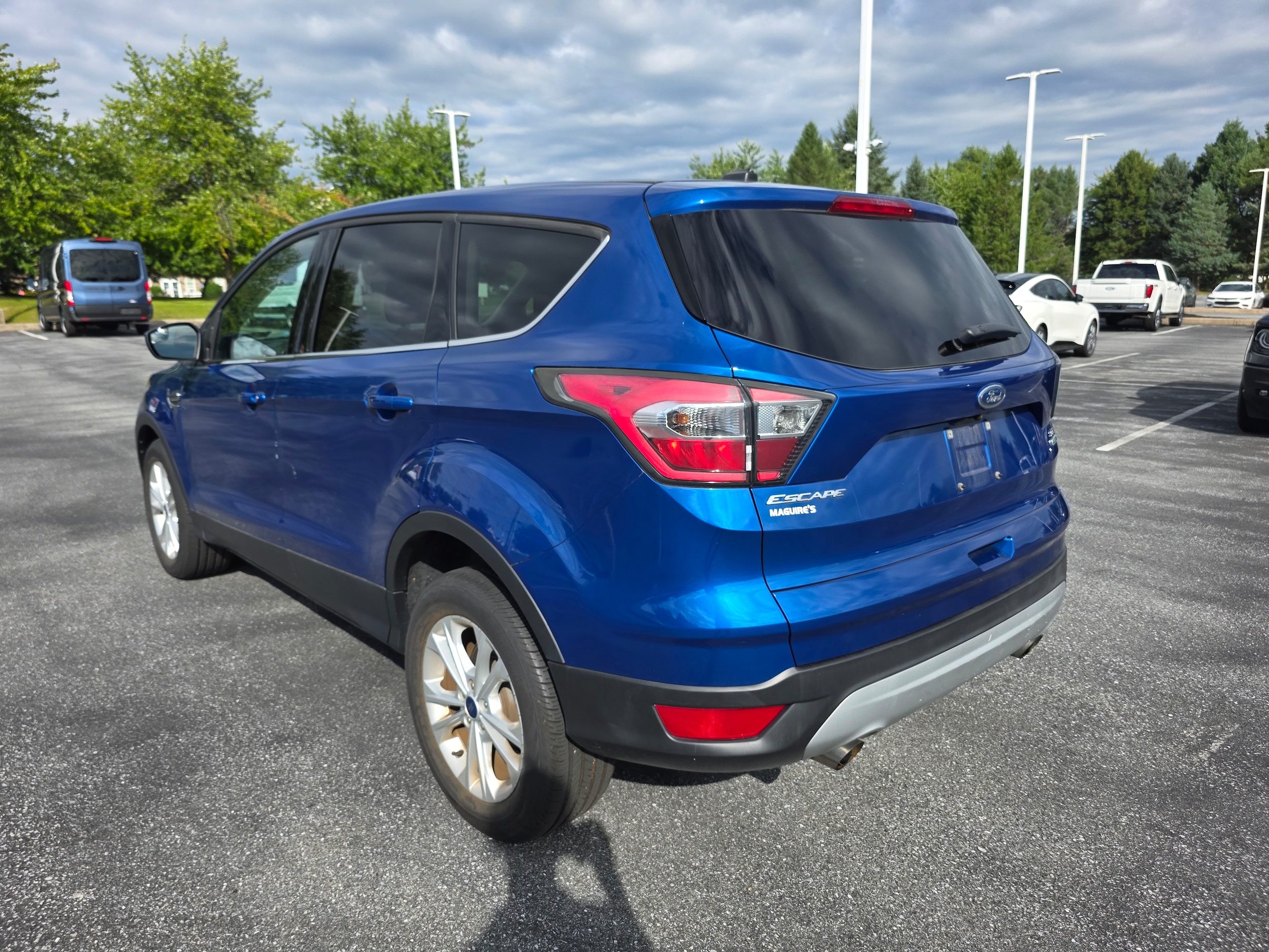 Used 2017 Ford Escape SE with VIN 1FMCU9GD0HUA99403 for sale in Palmyra, PA