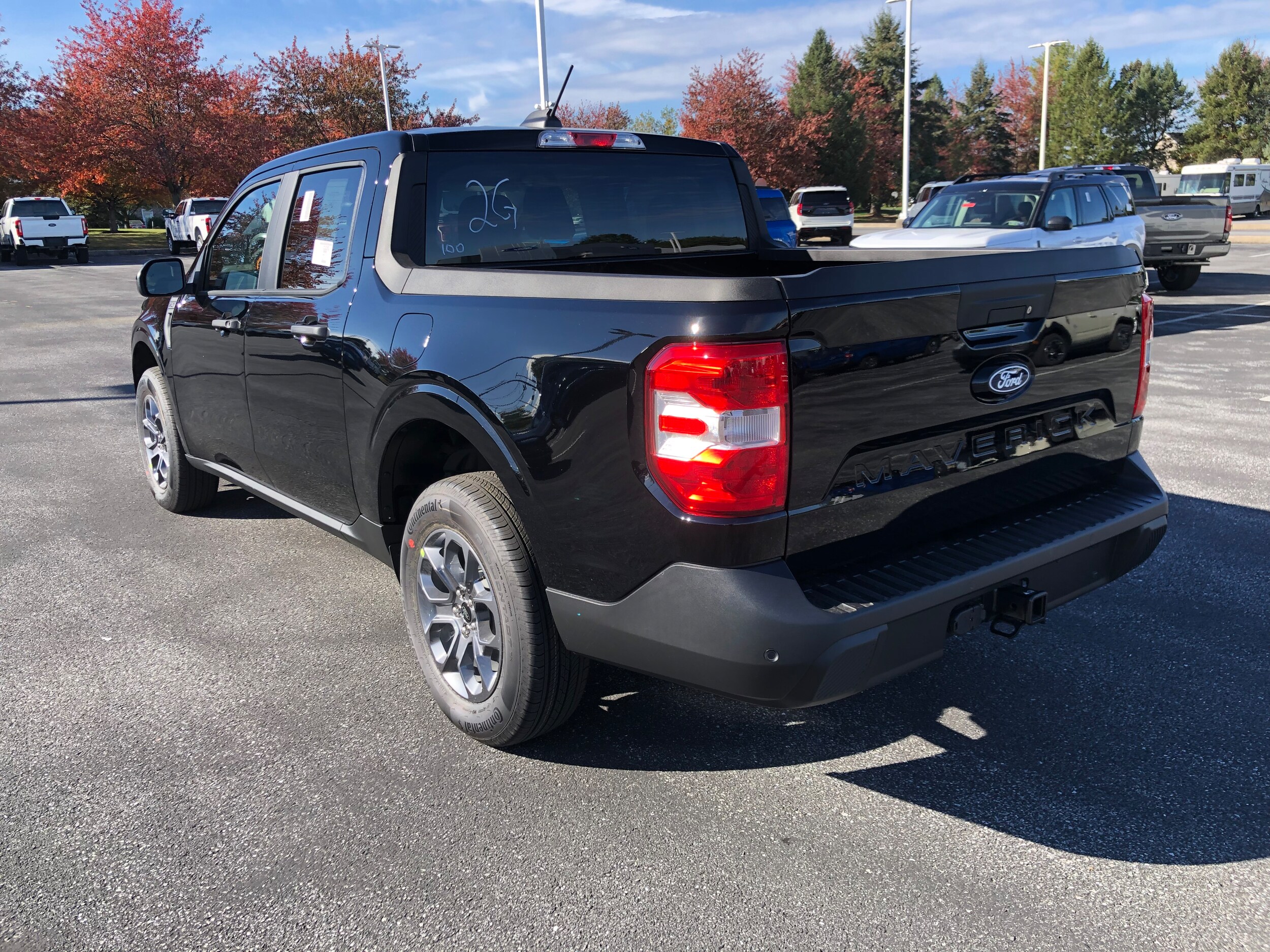 2025 Ford Maverick XLT photo 3