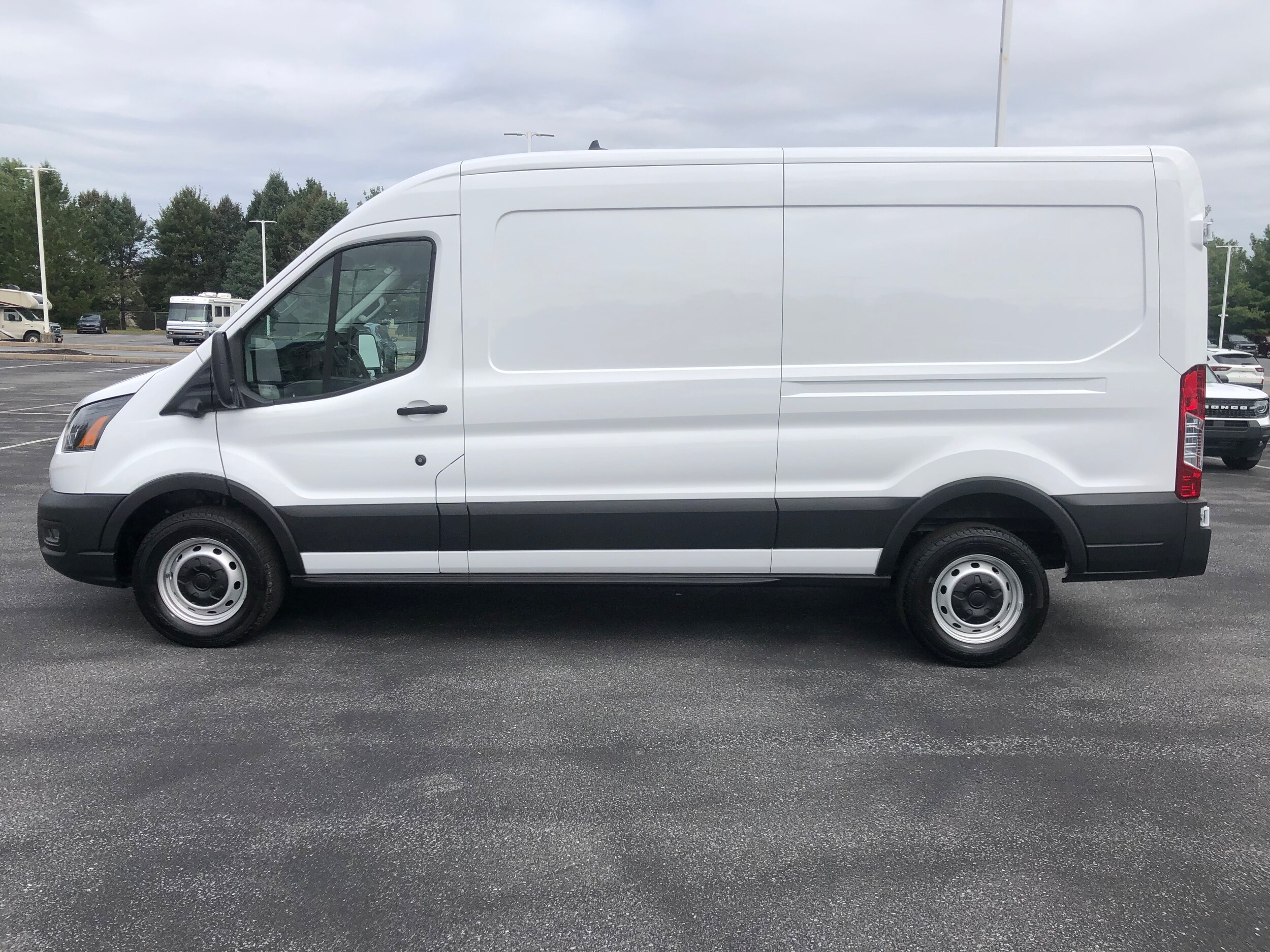 2025 Ford Transit photo 2