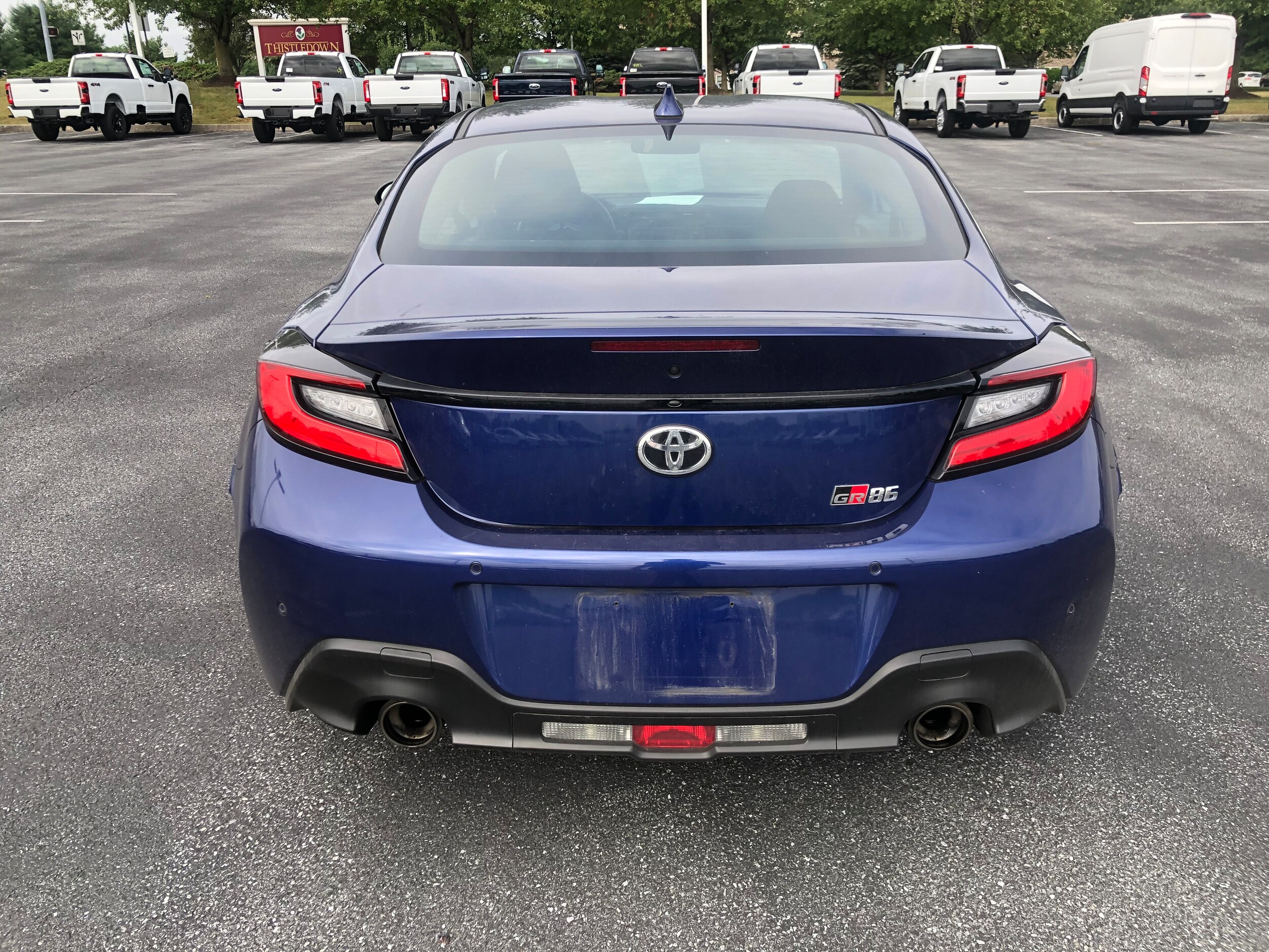 2023 Toyota GR86 Base photo 2