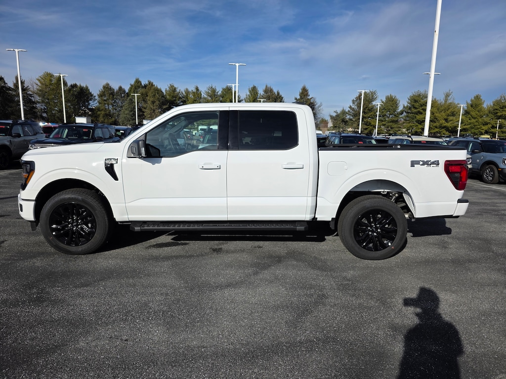 New 2025 Ford F-150 XLT Truck SuperCrew Cab