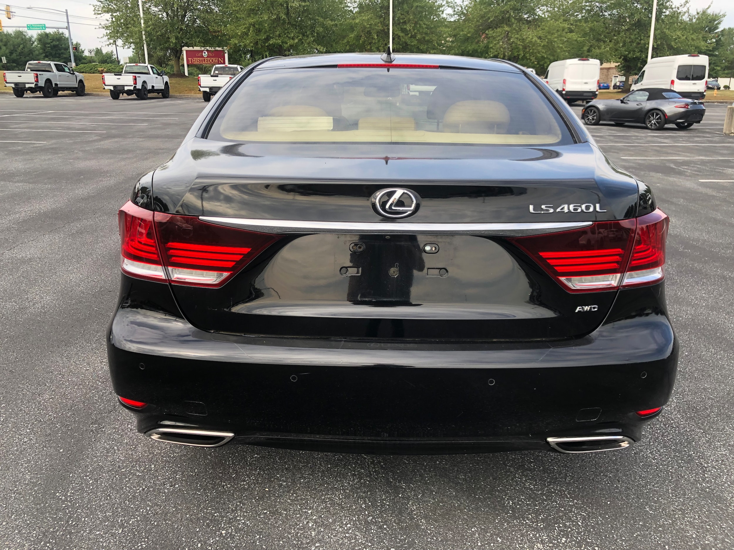 2015 Lexus LS 460 L photo 4