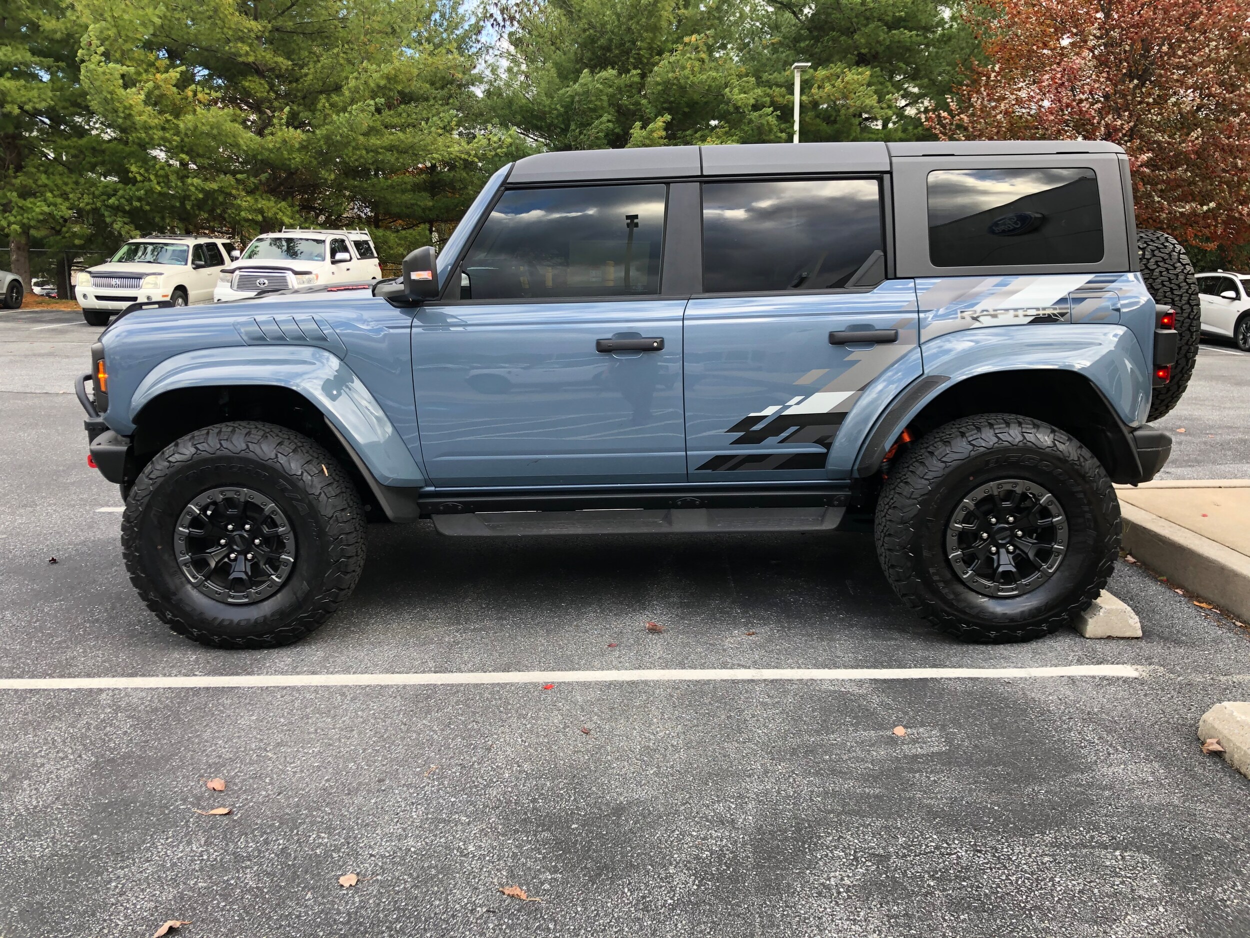 2024 Ford Bronco Raptor photo 2