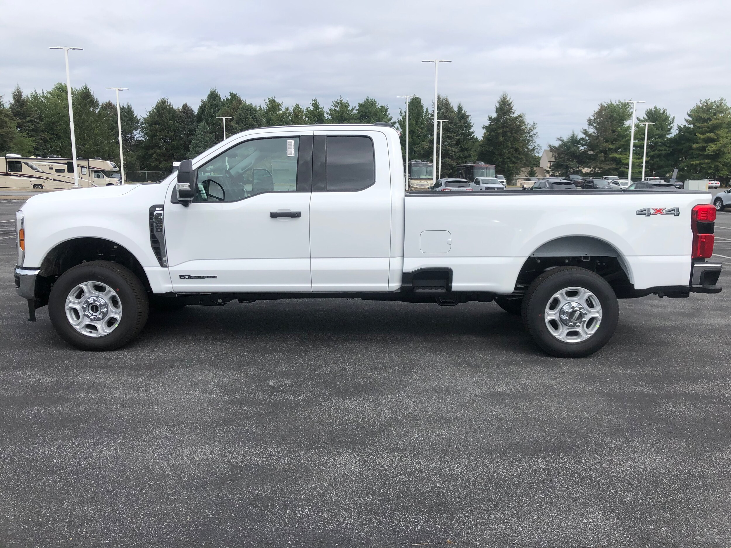 2026 Ford F-350 XLT photo 2