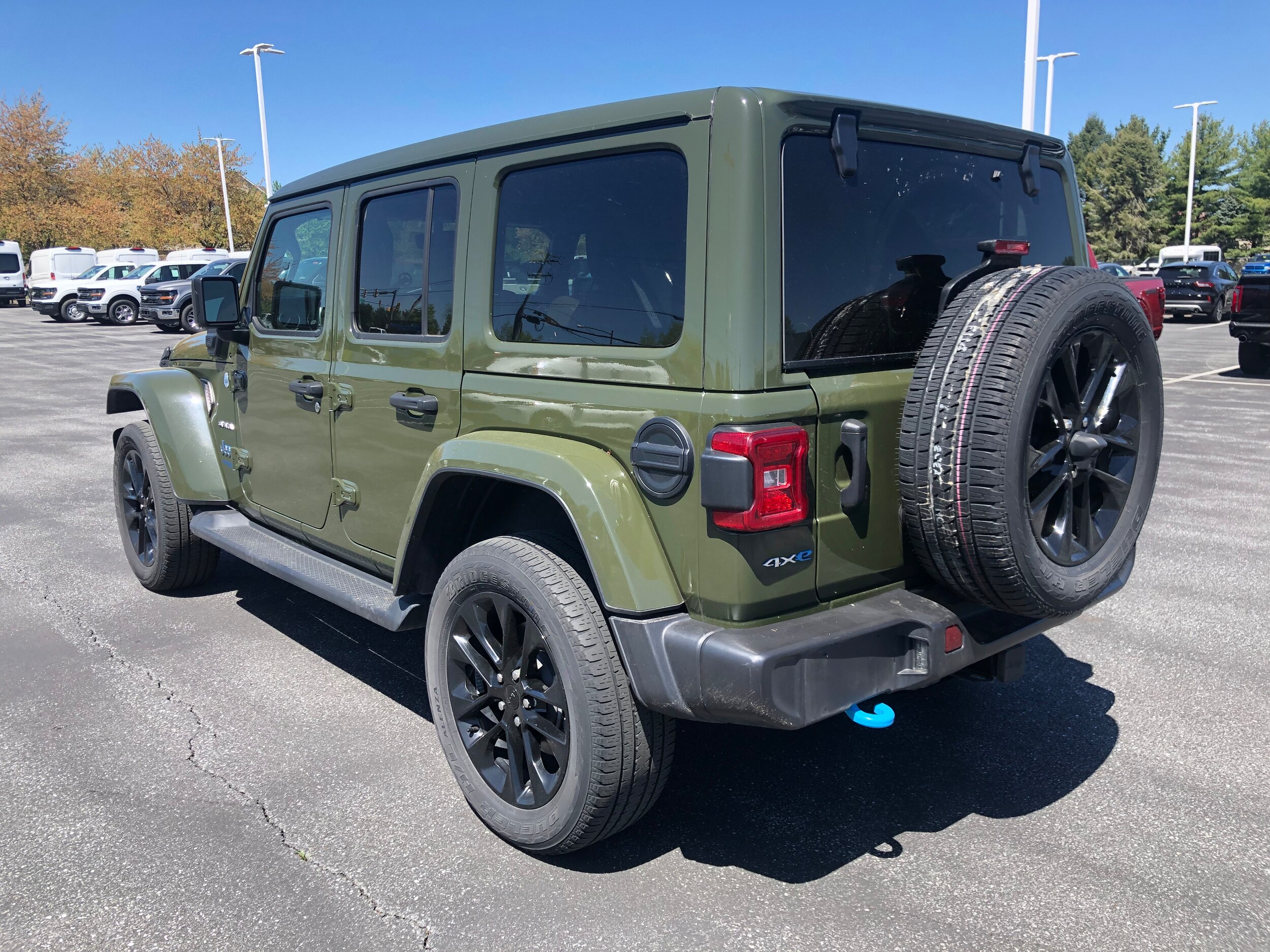 2021 Jeep Wrangler Unlimited Sahara 4xe photo 3