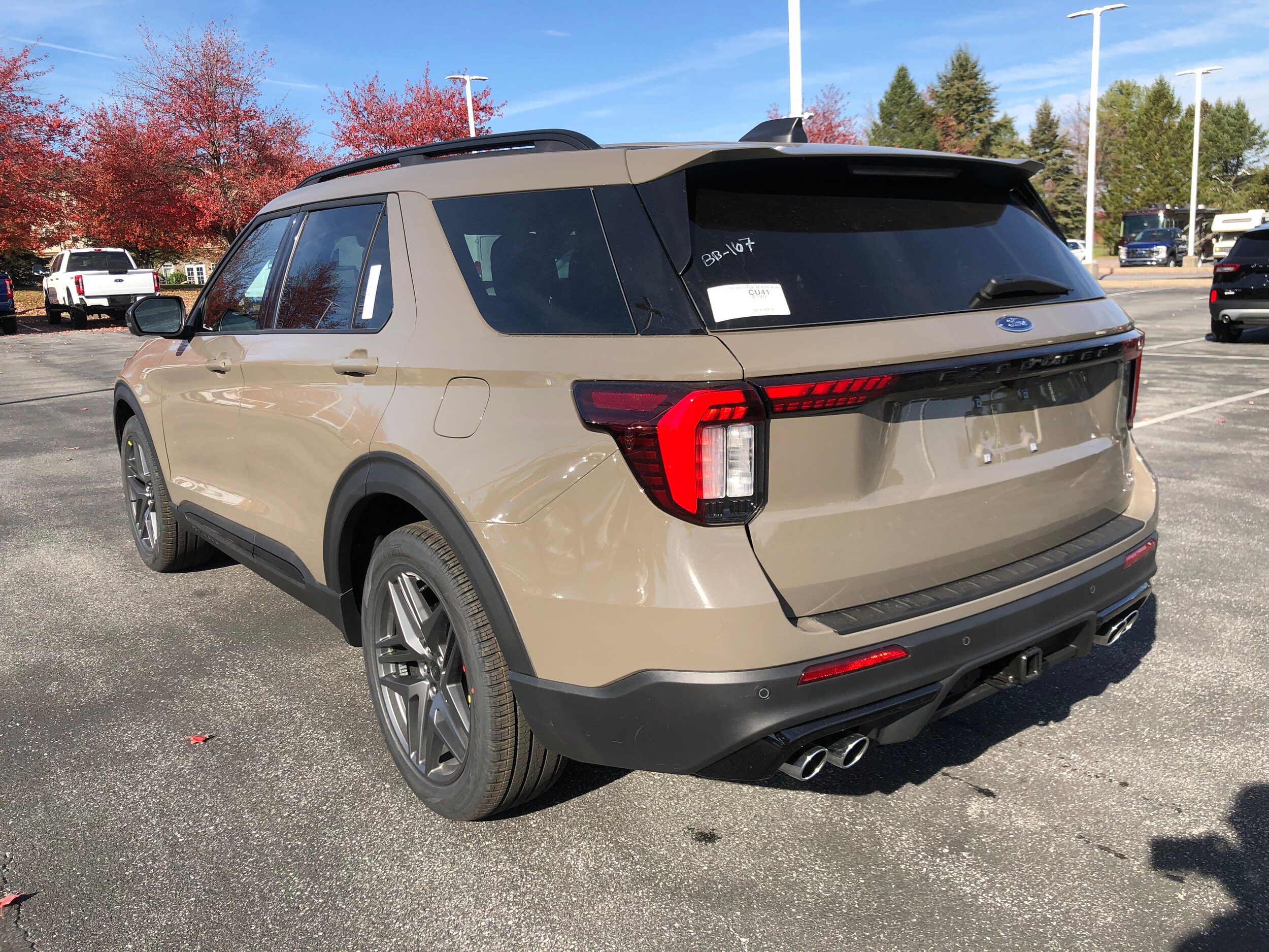 2026 Ford Explorer ST photo 2