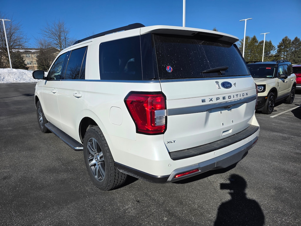 Used 2022 Ford Expedition XLT SUV