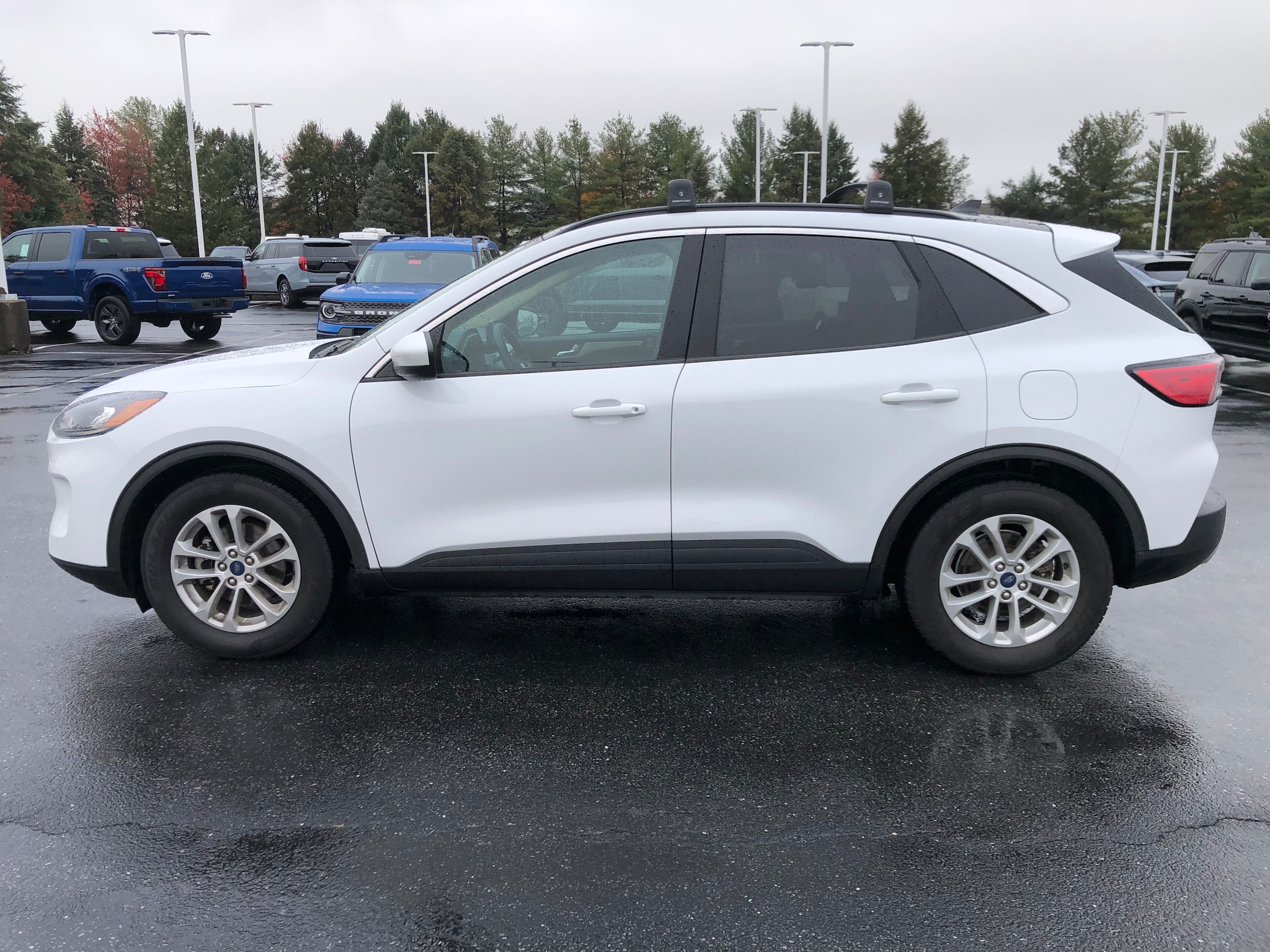 Used 2020 Ford Escape SE with VIN 1FMCU0G6XLUB21753 for sale in Palmyra, PA